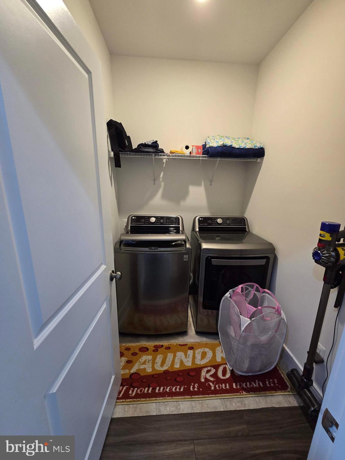 PROSPERITY PLAINS - Residential Lease