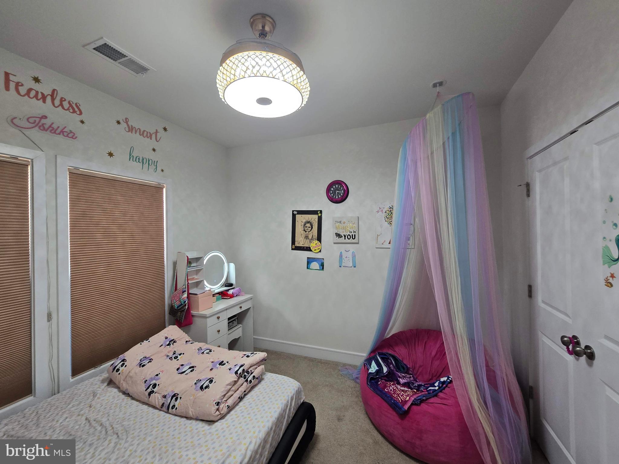 PROSPERITY PLAINS - Residential Lease