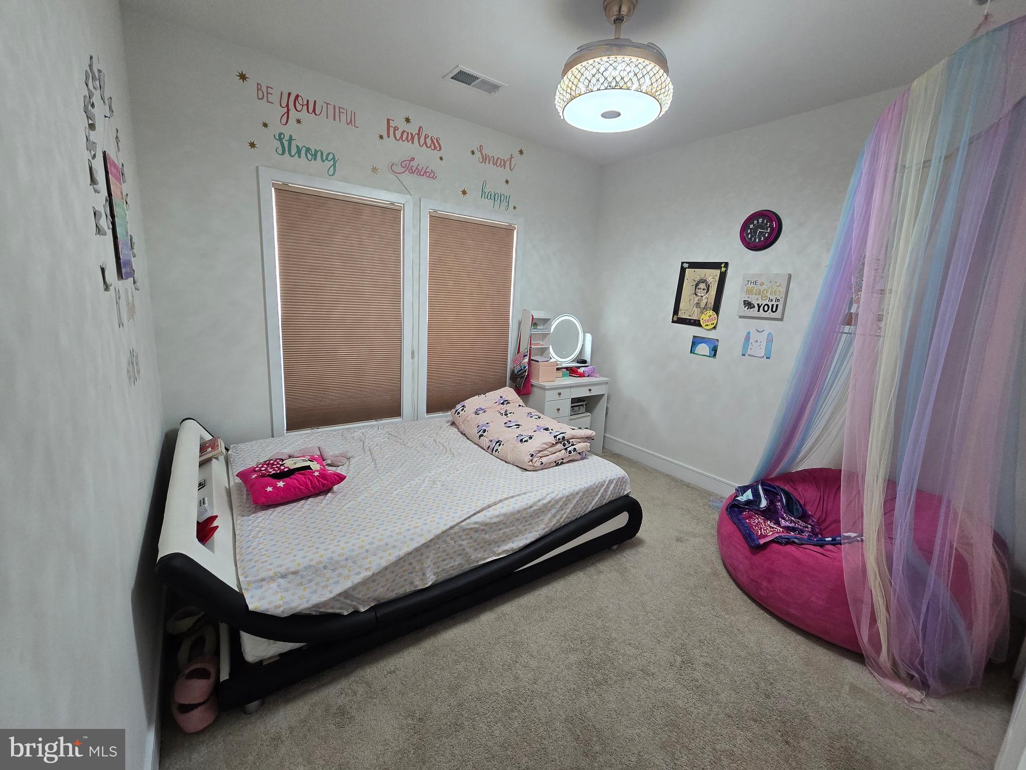 PROSPERITY PLAINS - Residential Lease