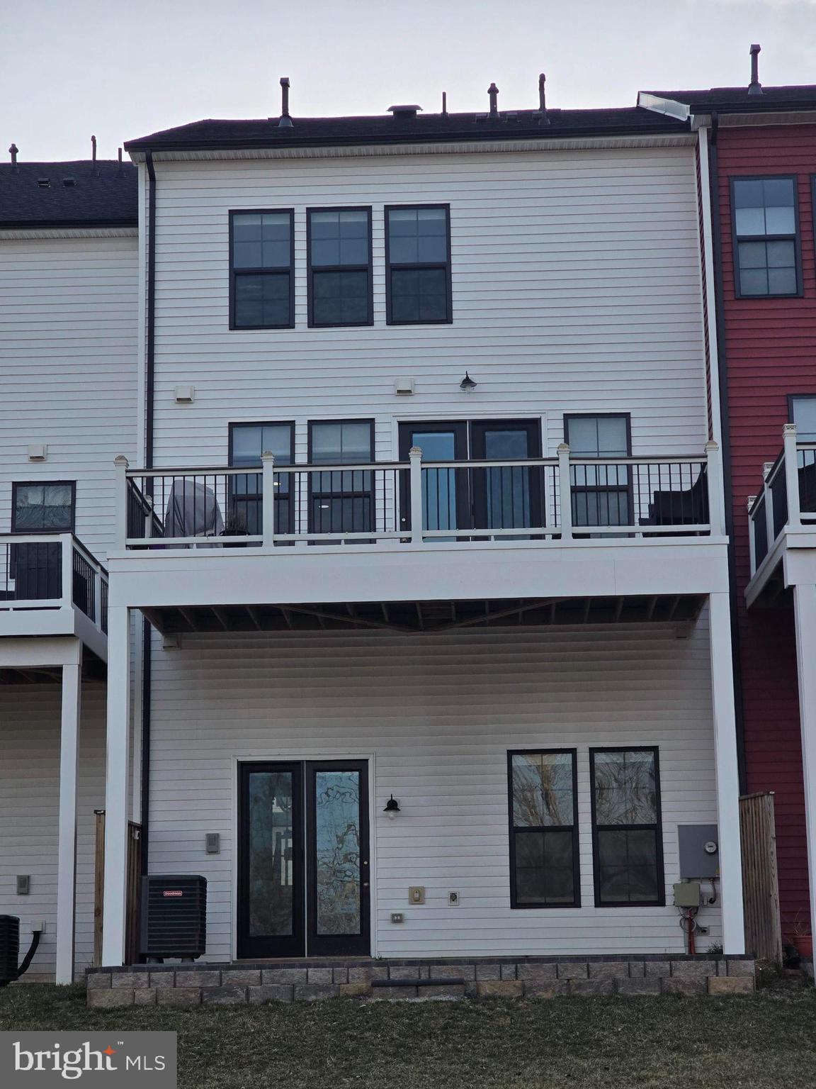 PROSPERITY PLAINS - Residential Lease