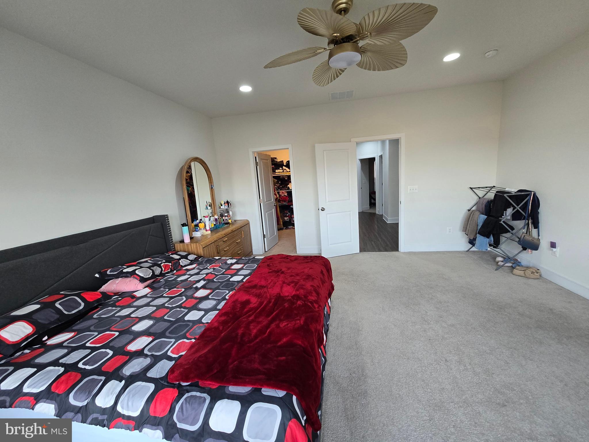 PROSPERITY PLAINS - Residential Lease