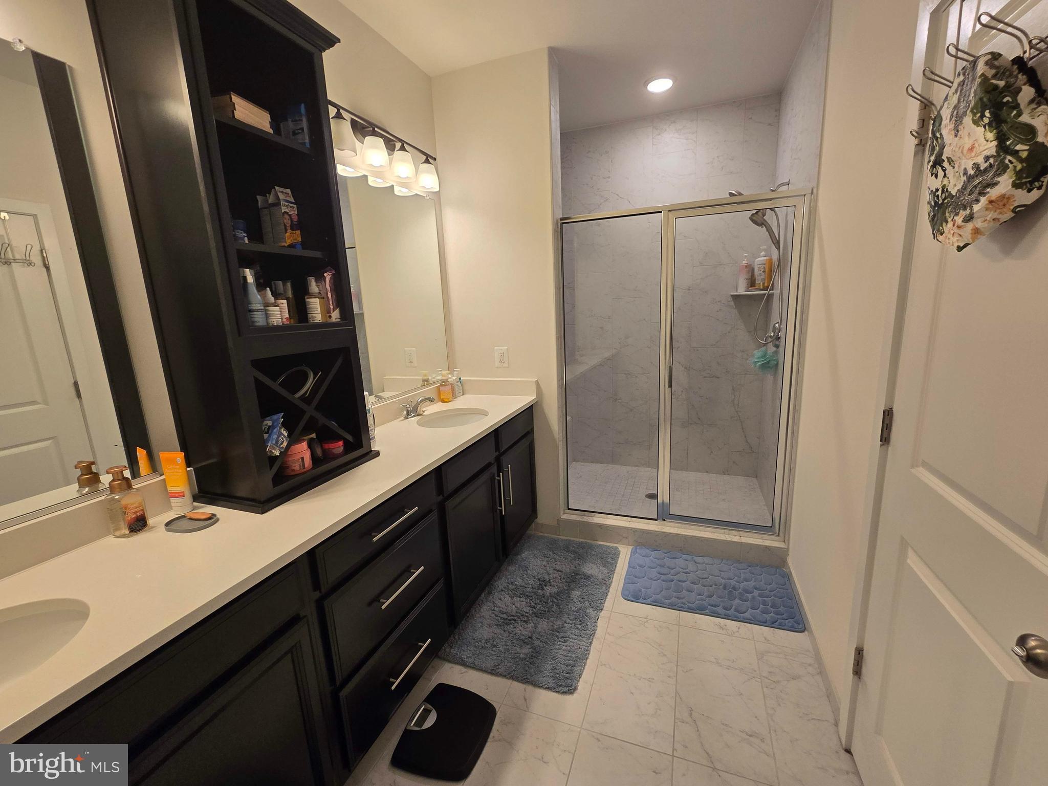 PROSPERITY PLAINS - Residential Lease