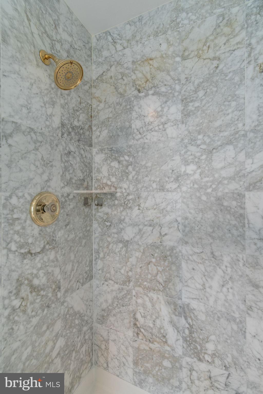 COURTHOUSE HILL - Residential