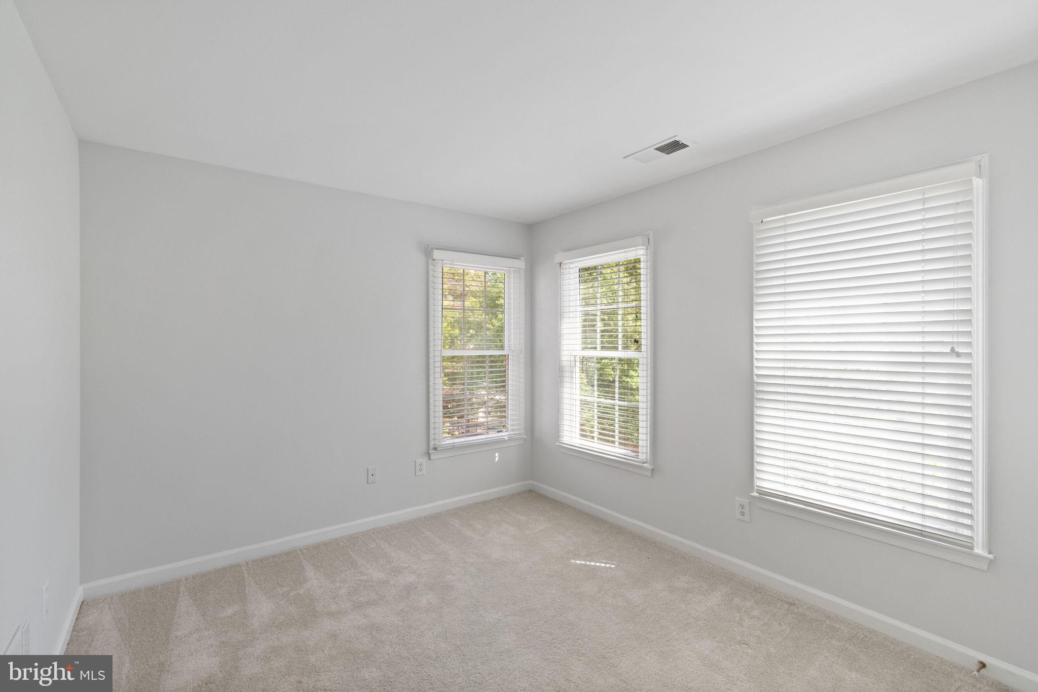 COURTHOUSE HILL - Residential