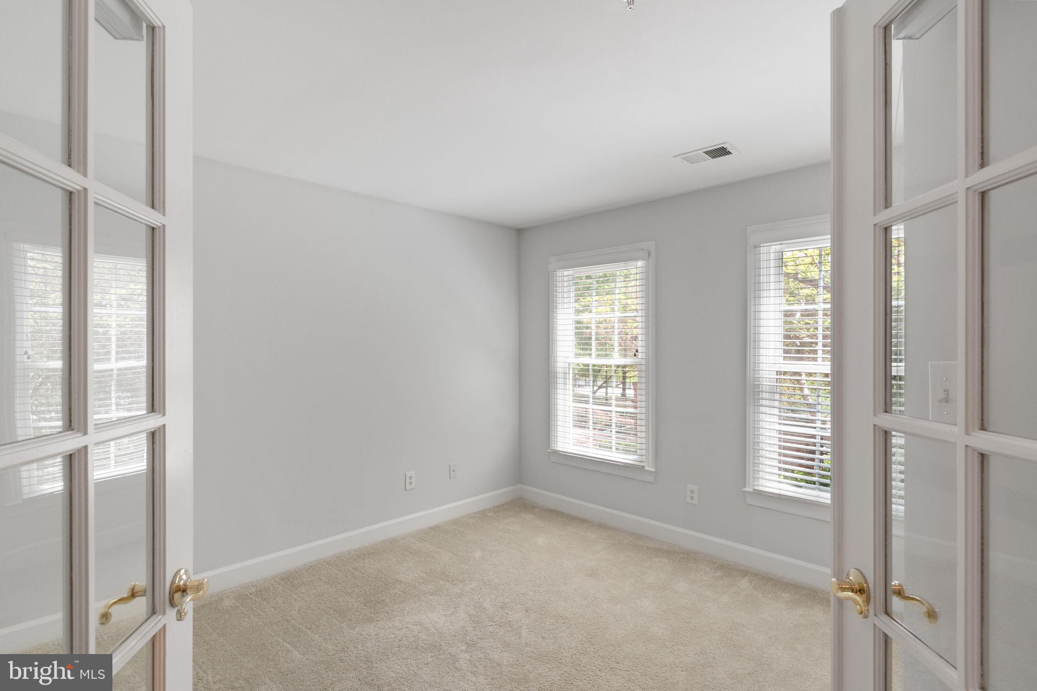 COURTHOUSE HILL - Residential