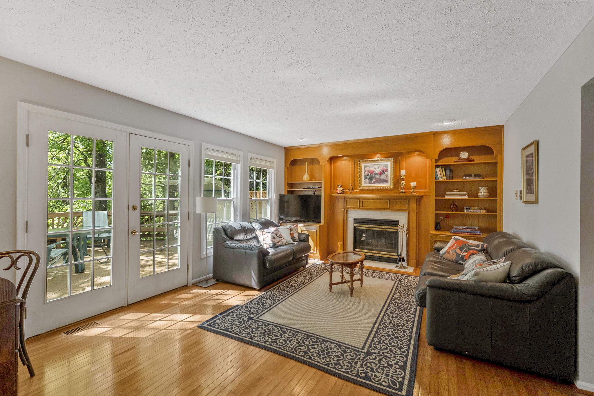 SENECA PARK NORTH - Residential