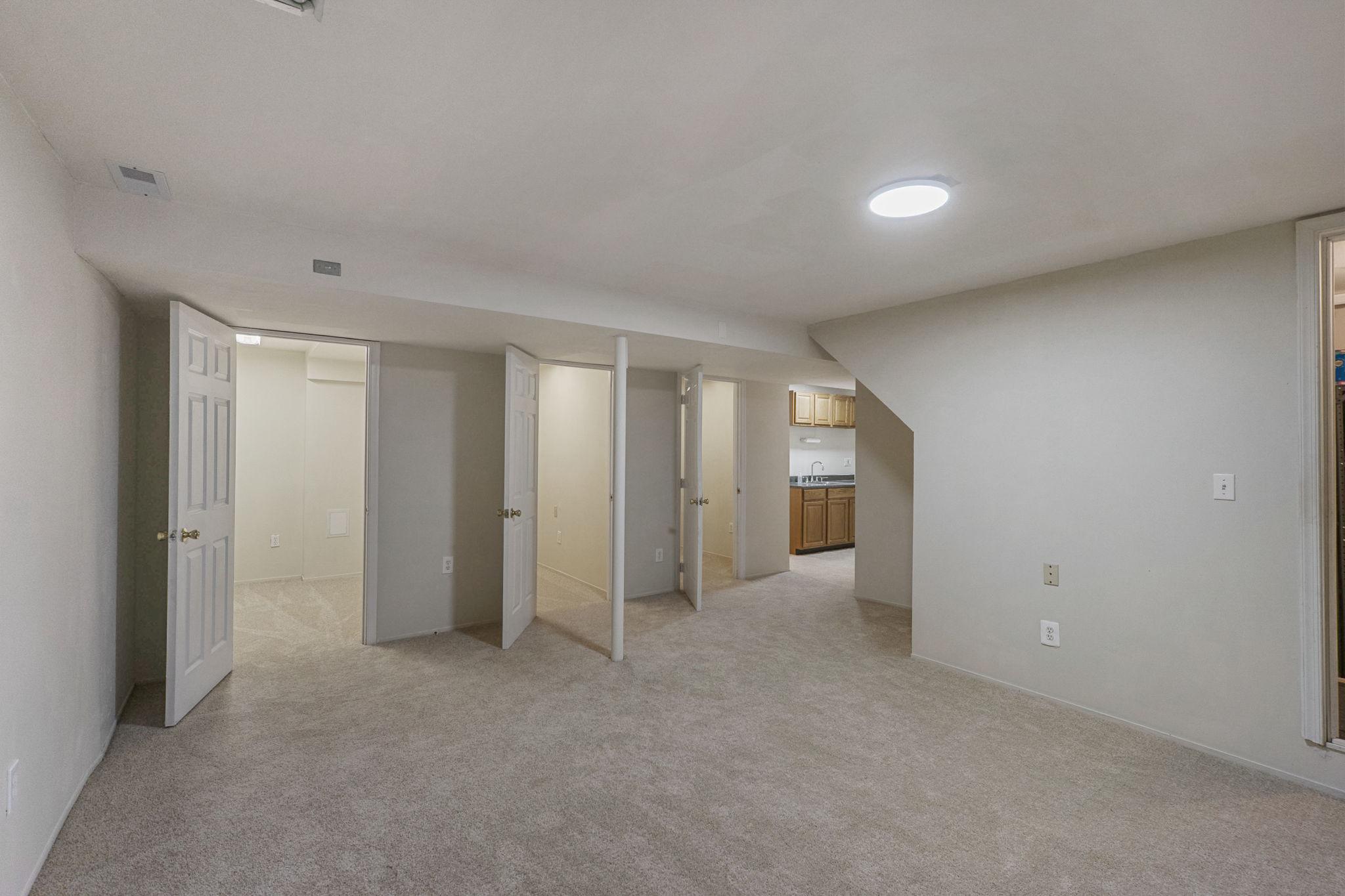 SENECA PARK NORTH - Residential