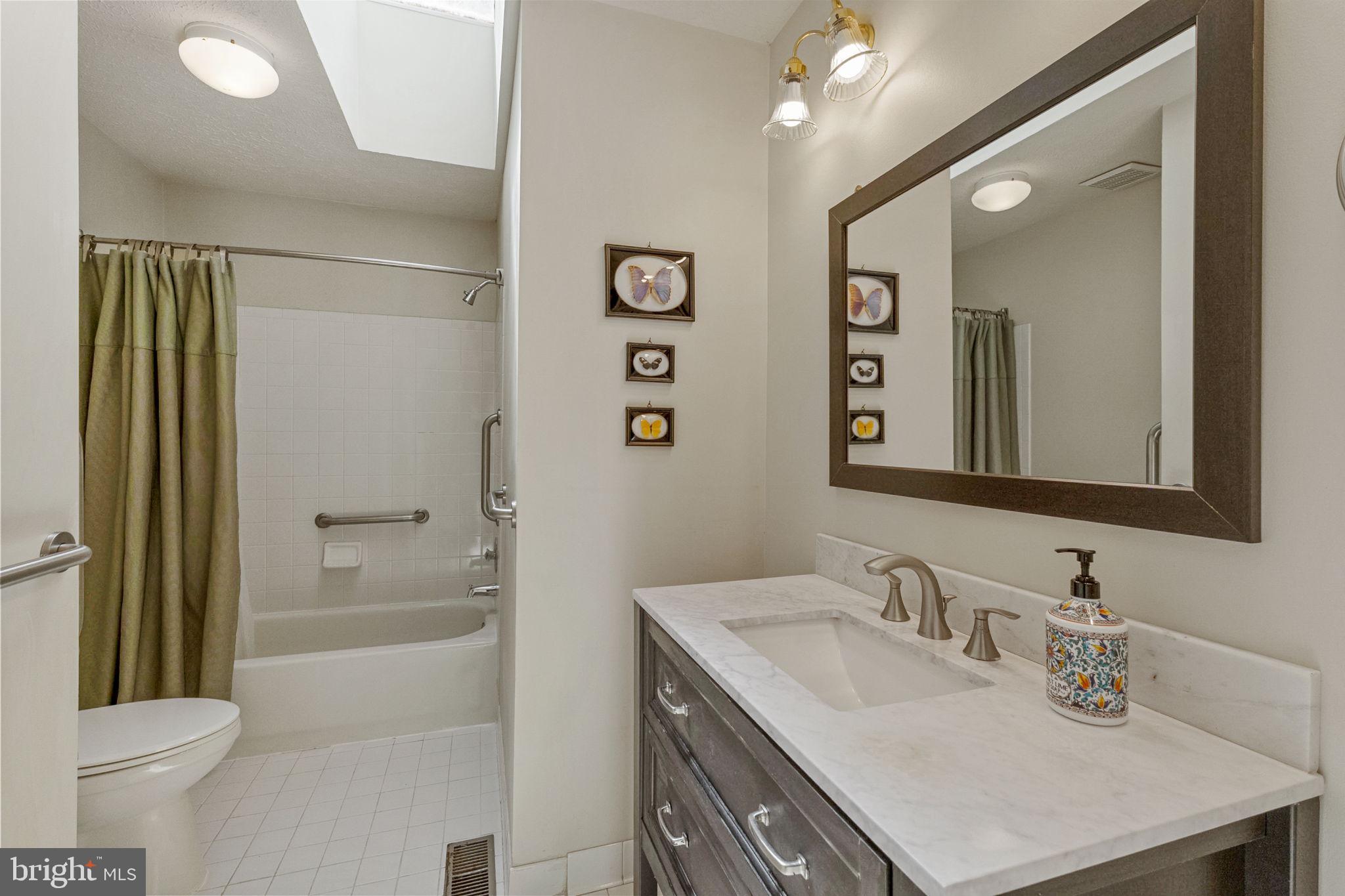 SENECA PARK NORTH - Residential