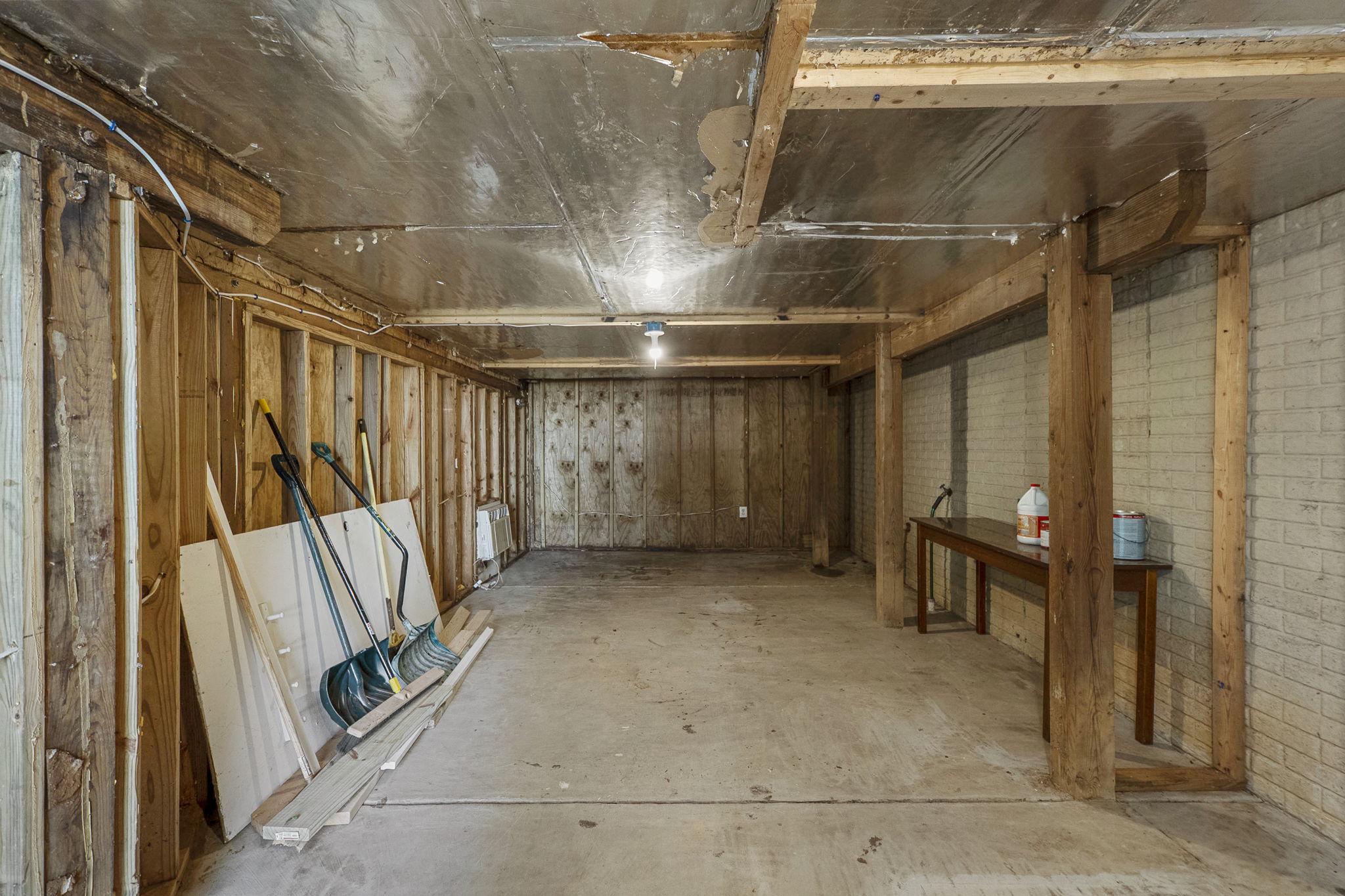 SENECA PARK NORTH - Residential