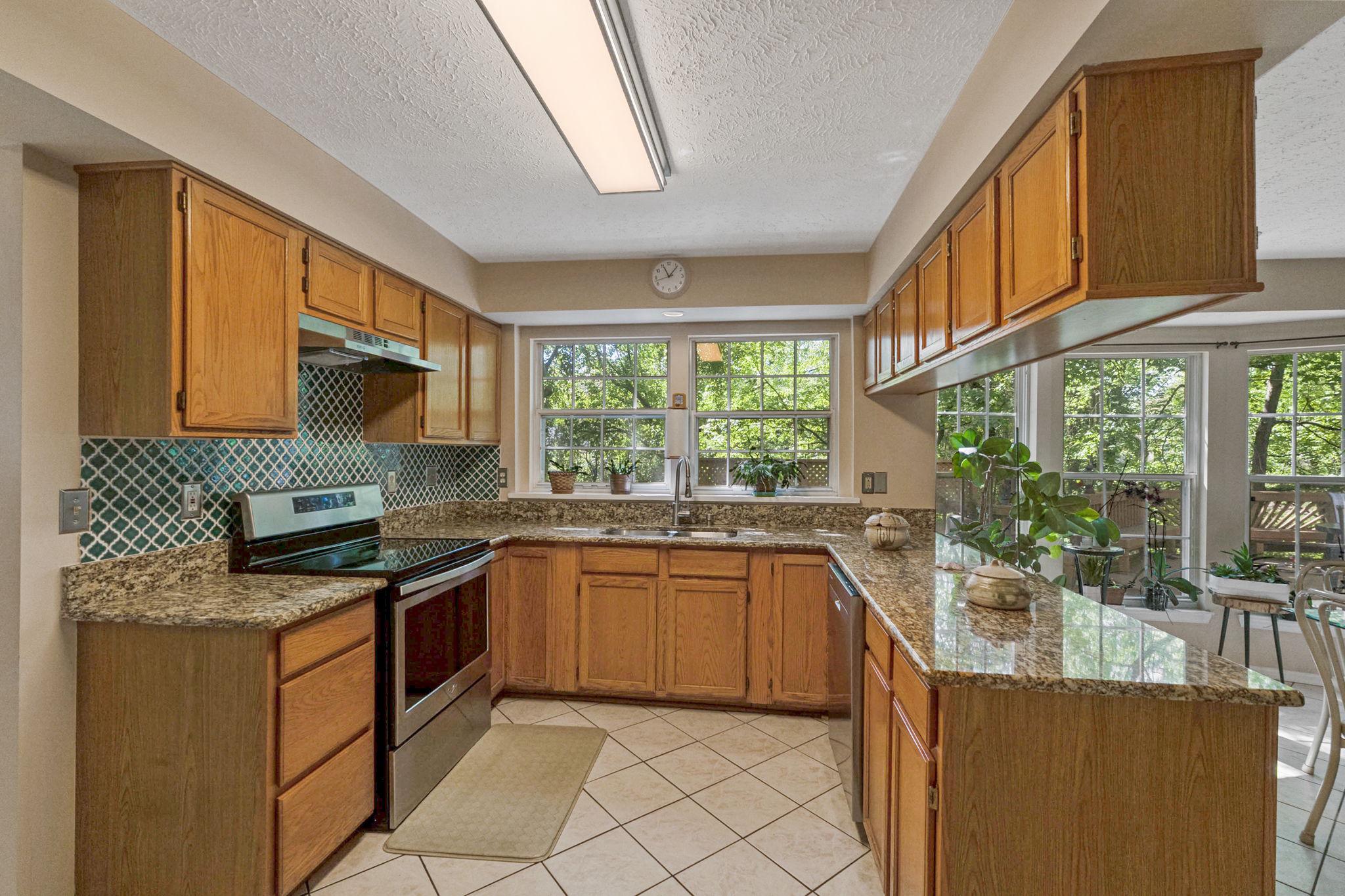 SENECA PARK NORTH - Residential