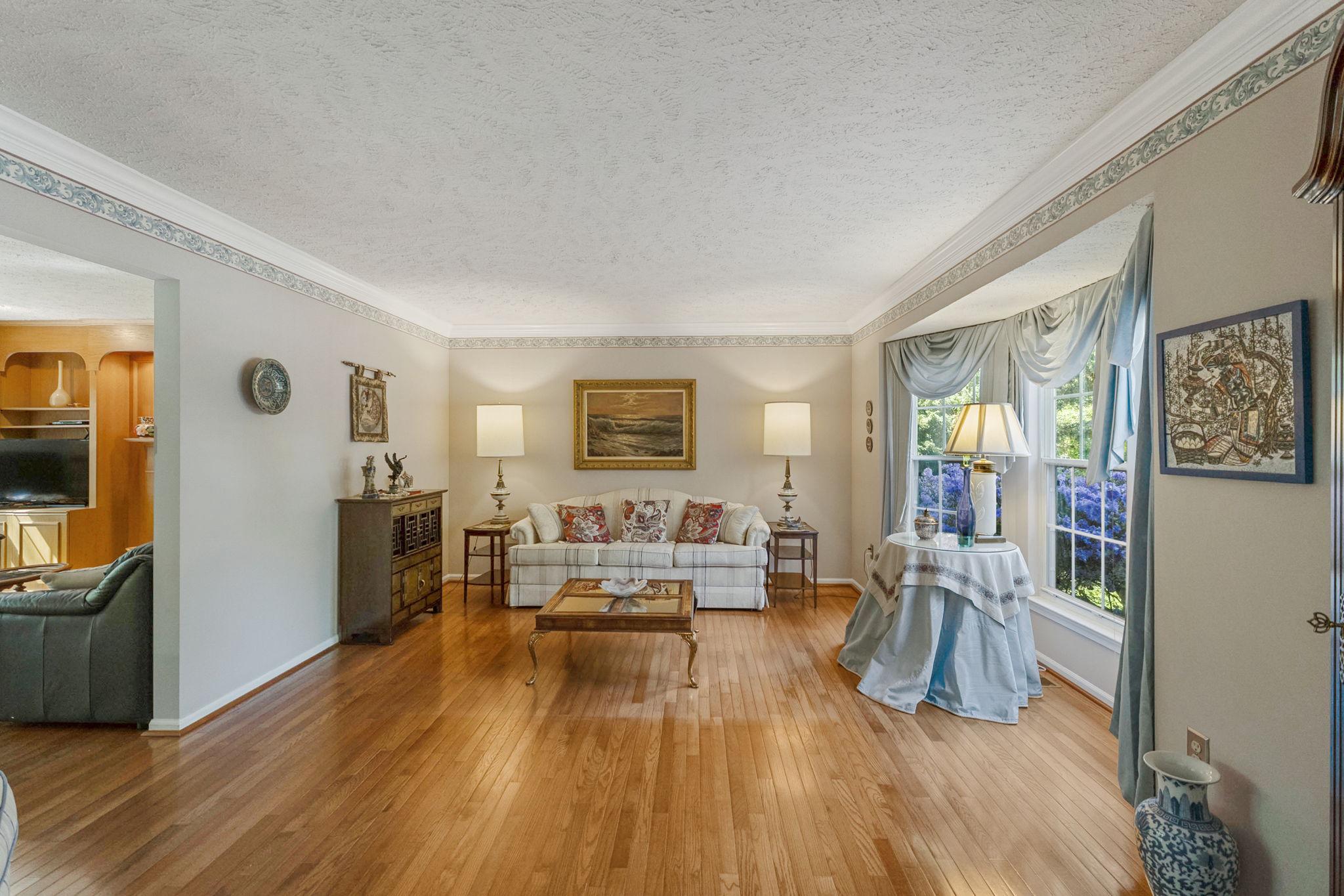 SENECA PARK NORTH - Residential