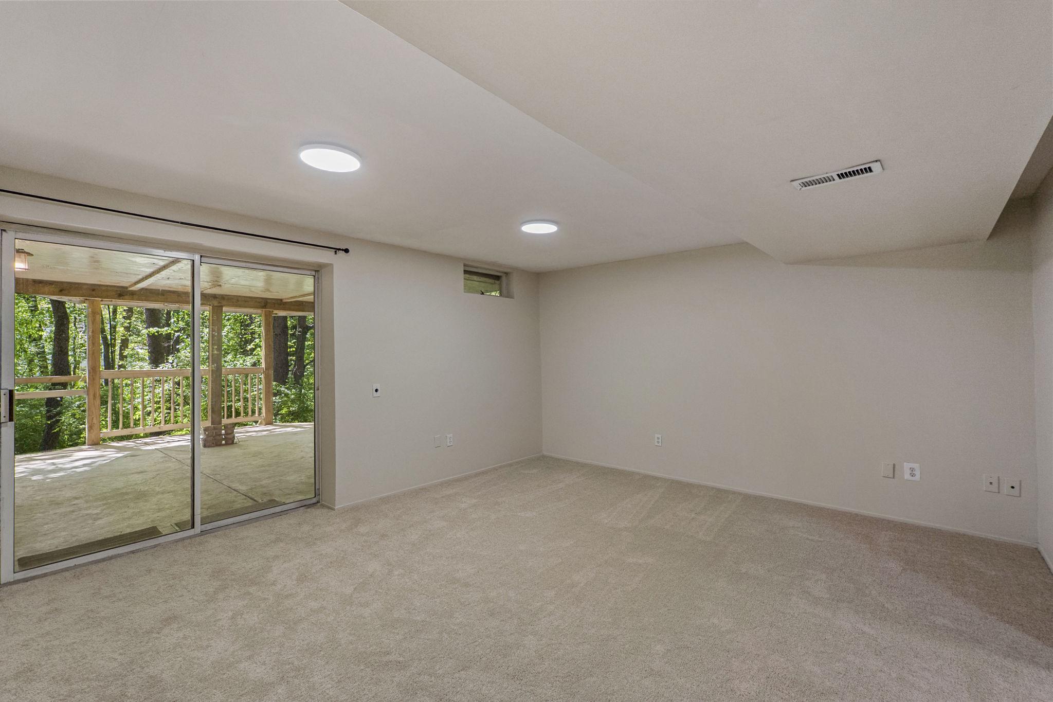 SENECA PARK NORTH - Residential