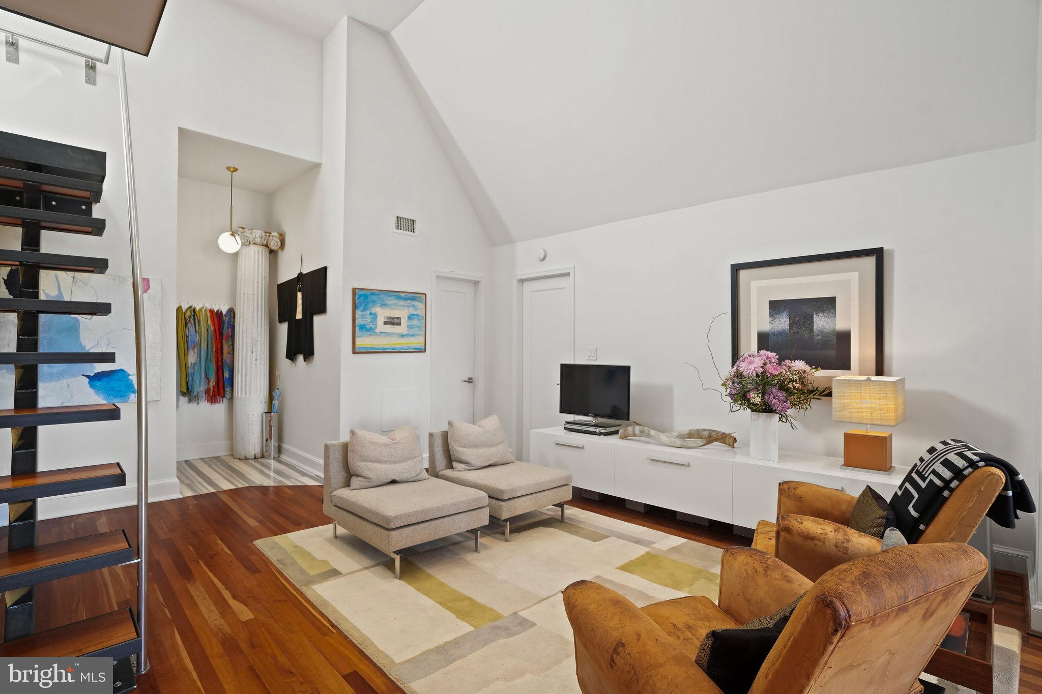 2001 19TH STREET NW 11