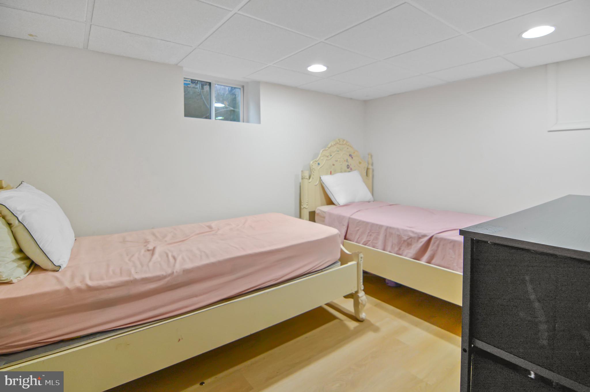 FALLSTAFF - Residential