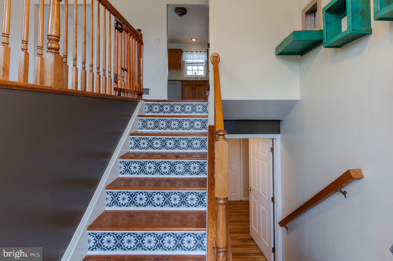 226 MEADOW LANE