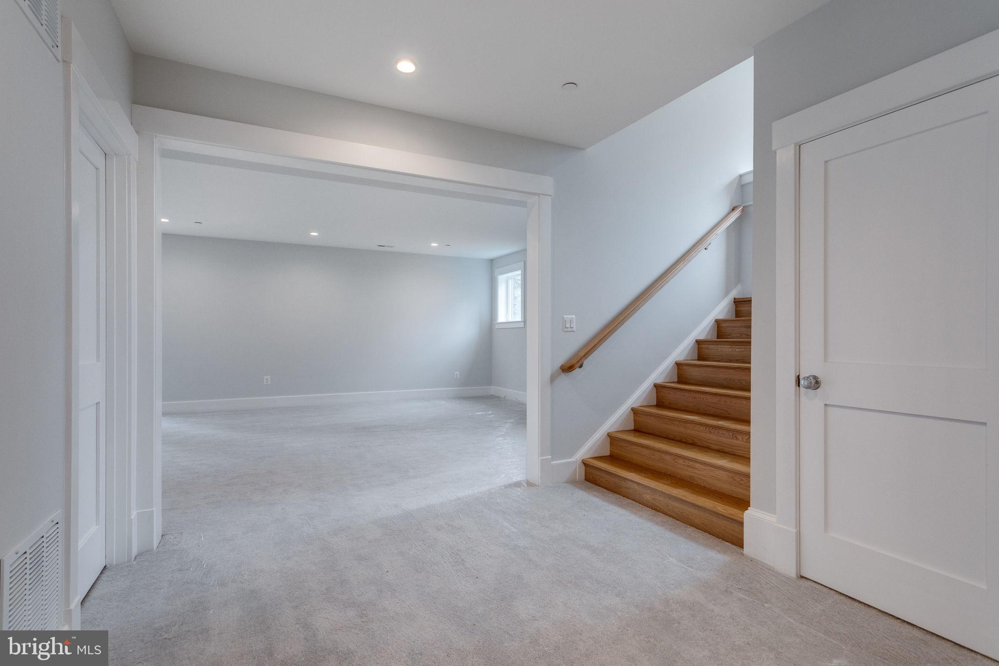 CHARRED OAK ESTATES - Residential