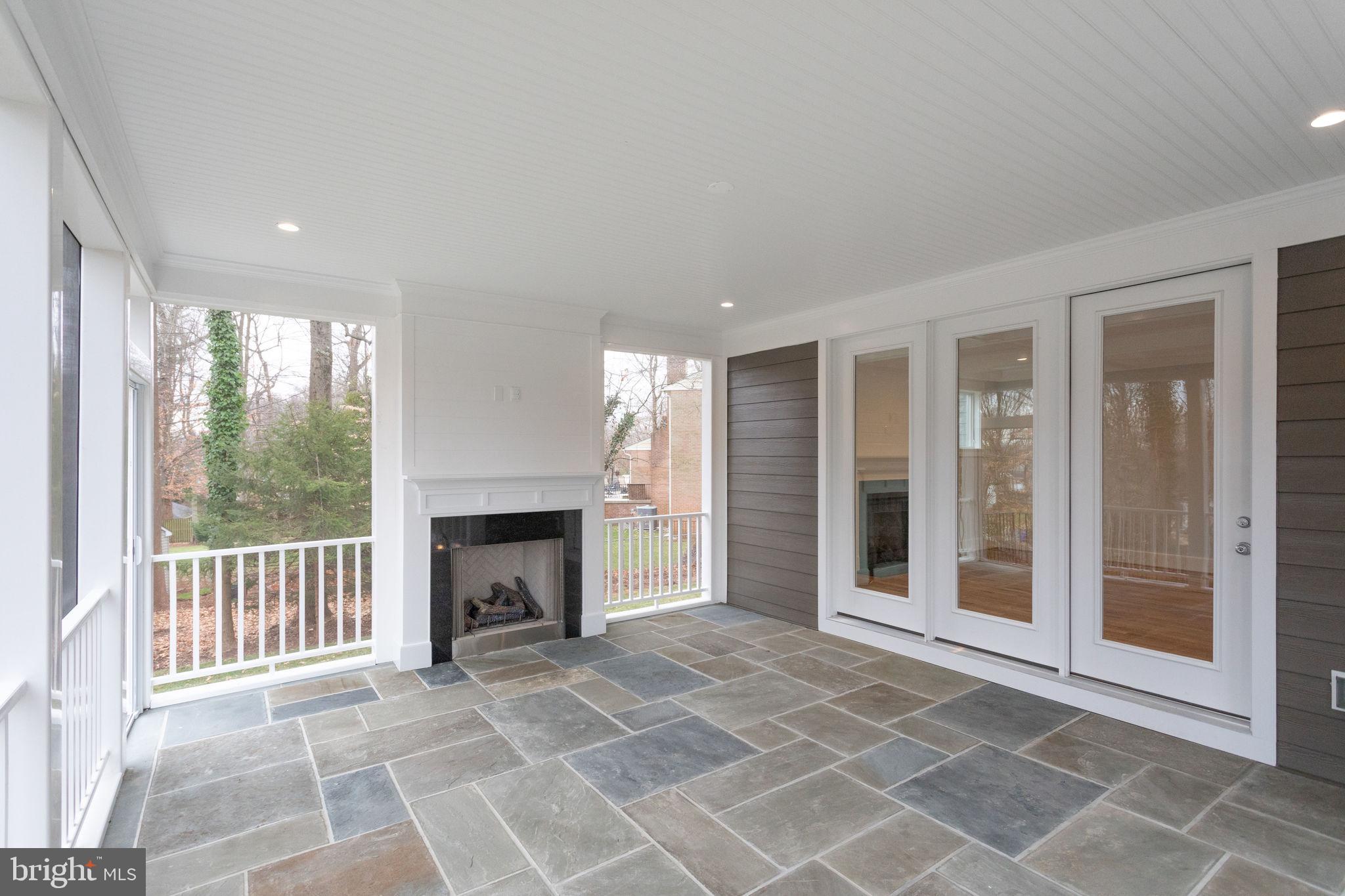 CHARRED OAK ESTATES - Residential