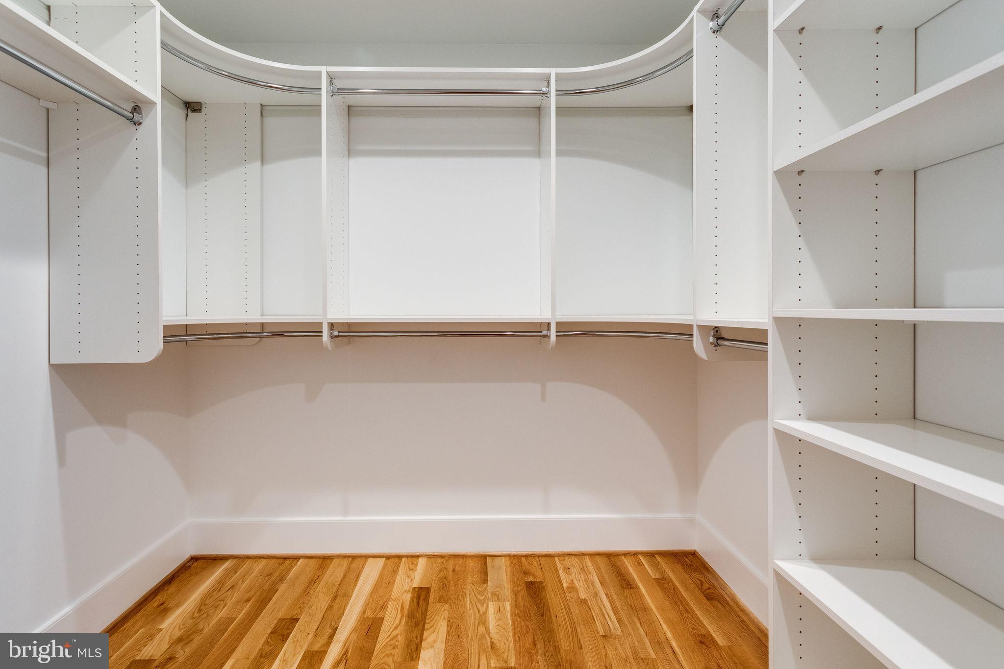 CHARRED OAK ESTATES - Residential