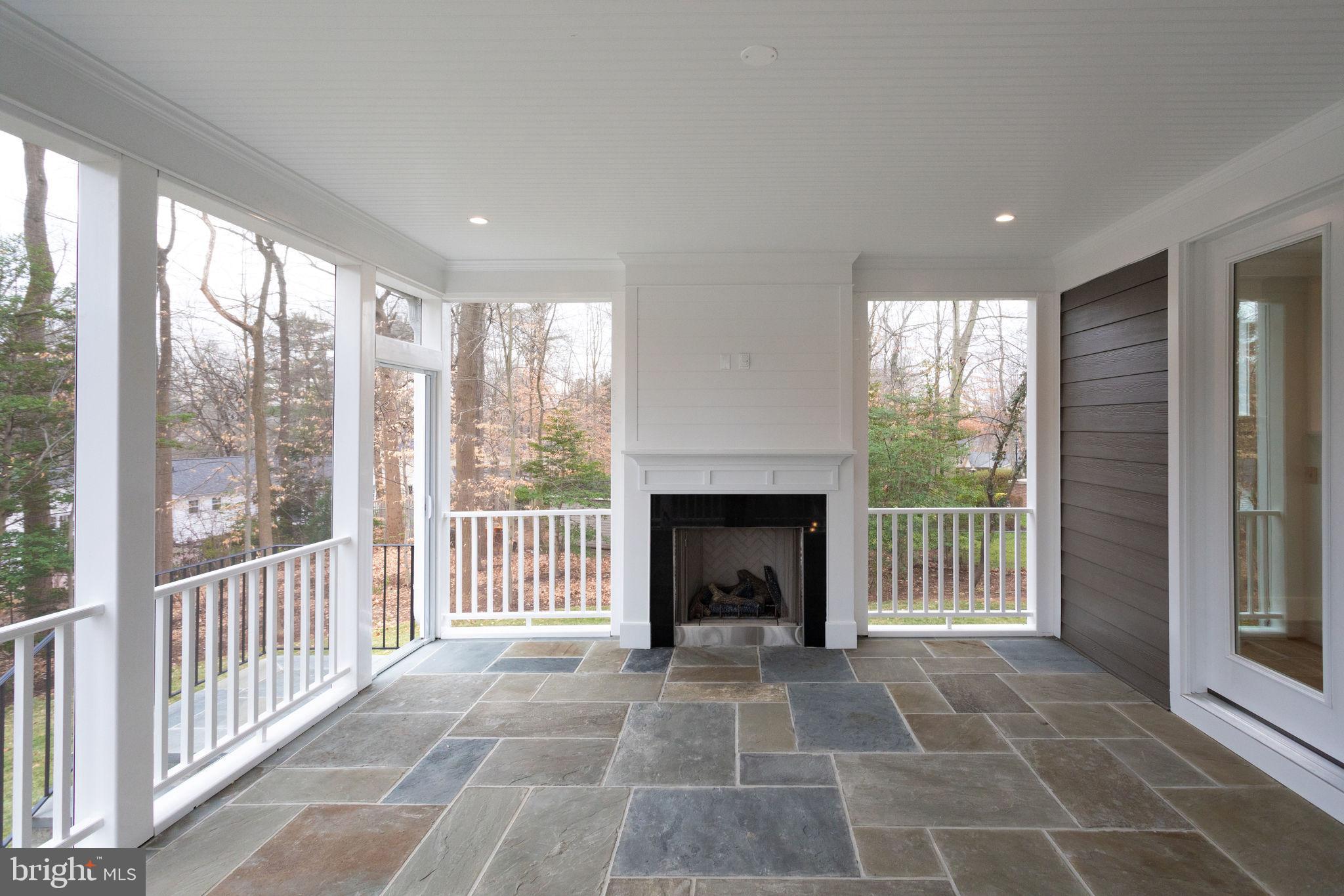 CHARRED OAK ESTATES - Residential