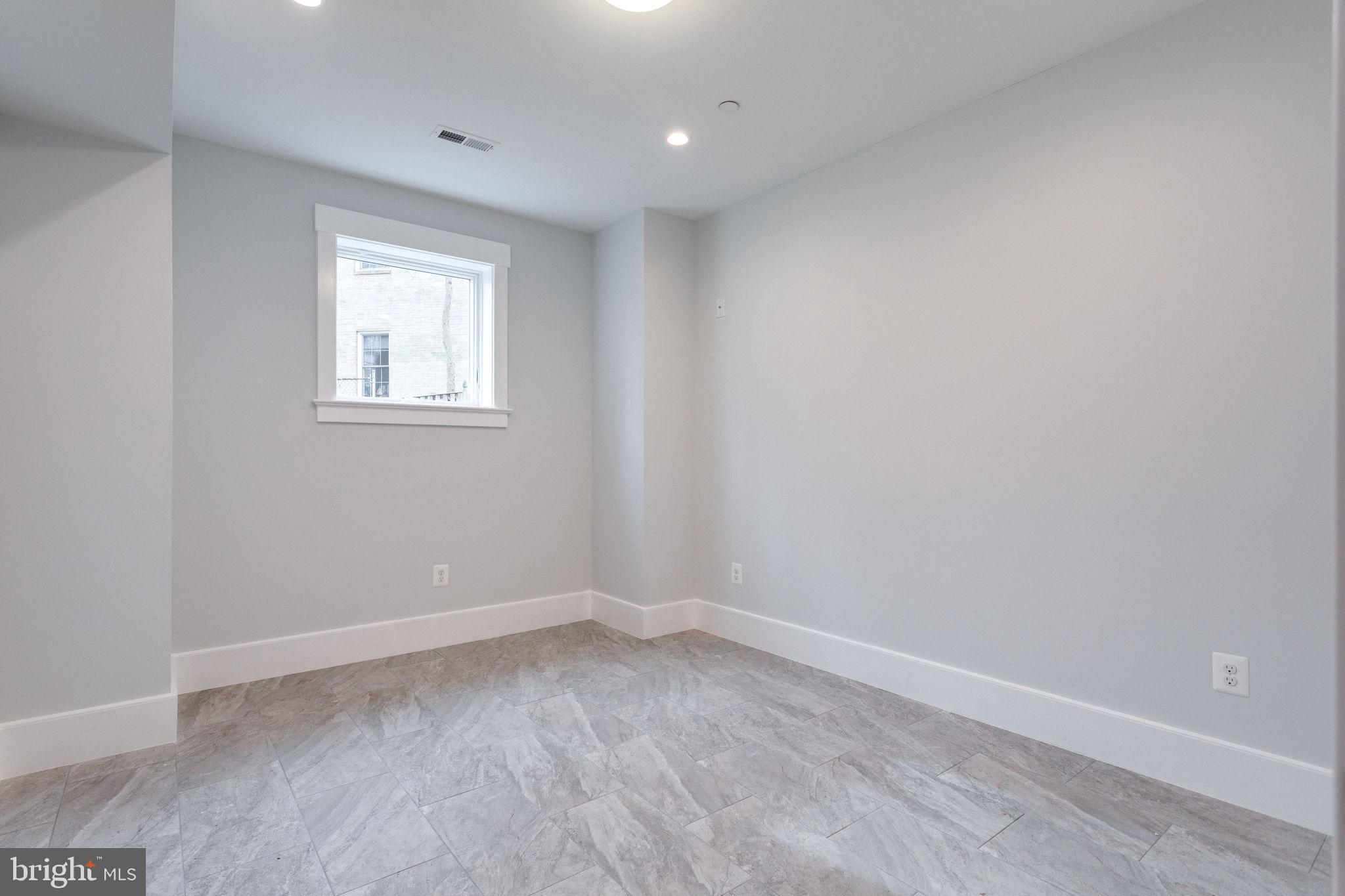 CHARRED OAK ESTATES - Residential