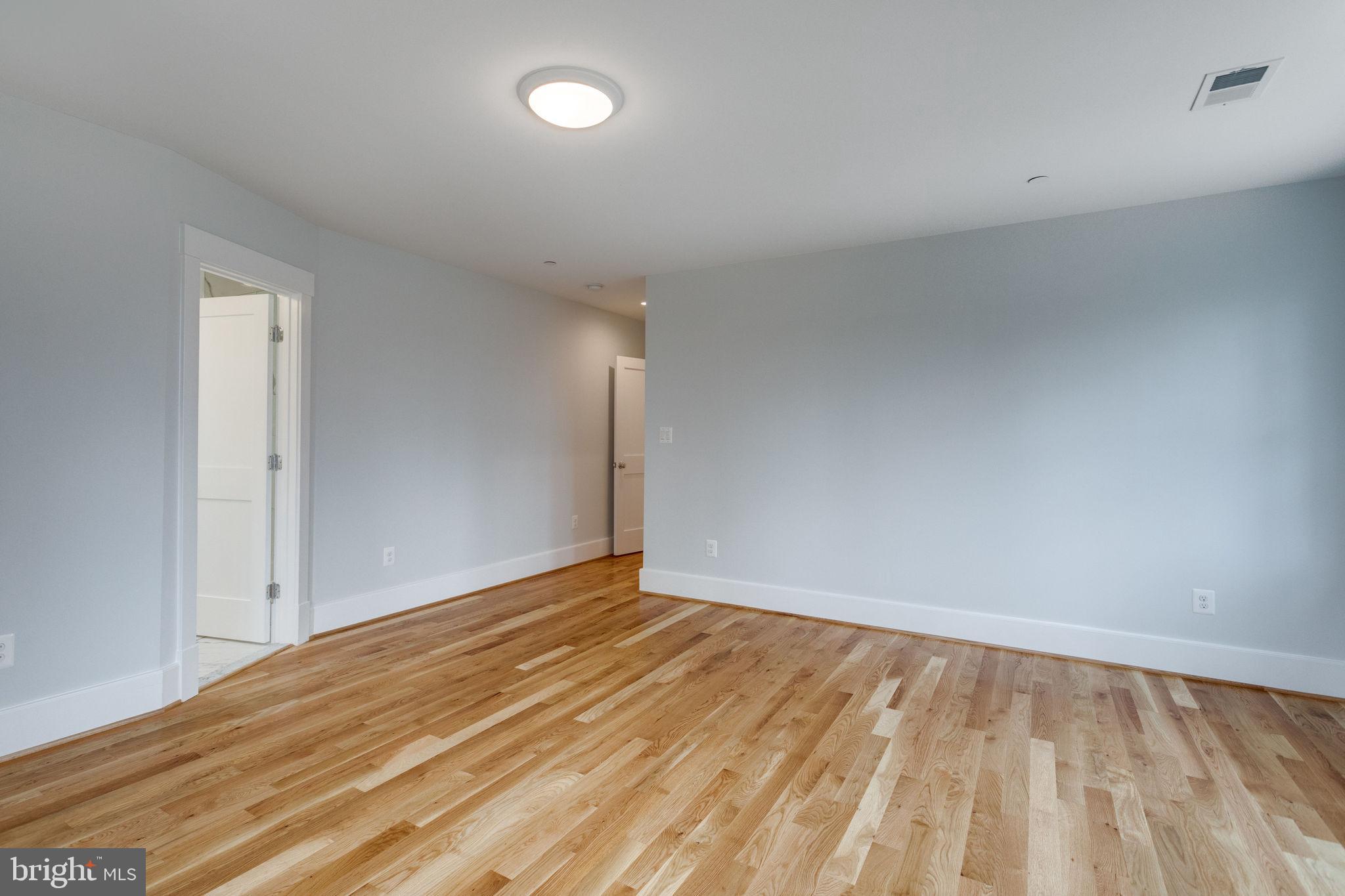 CHARRED OAK ESTATES - Residential