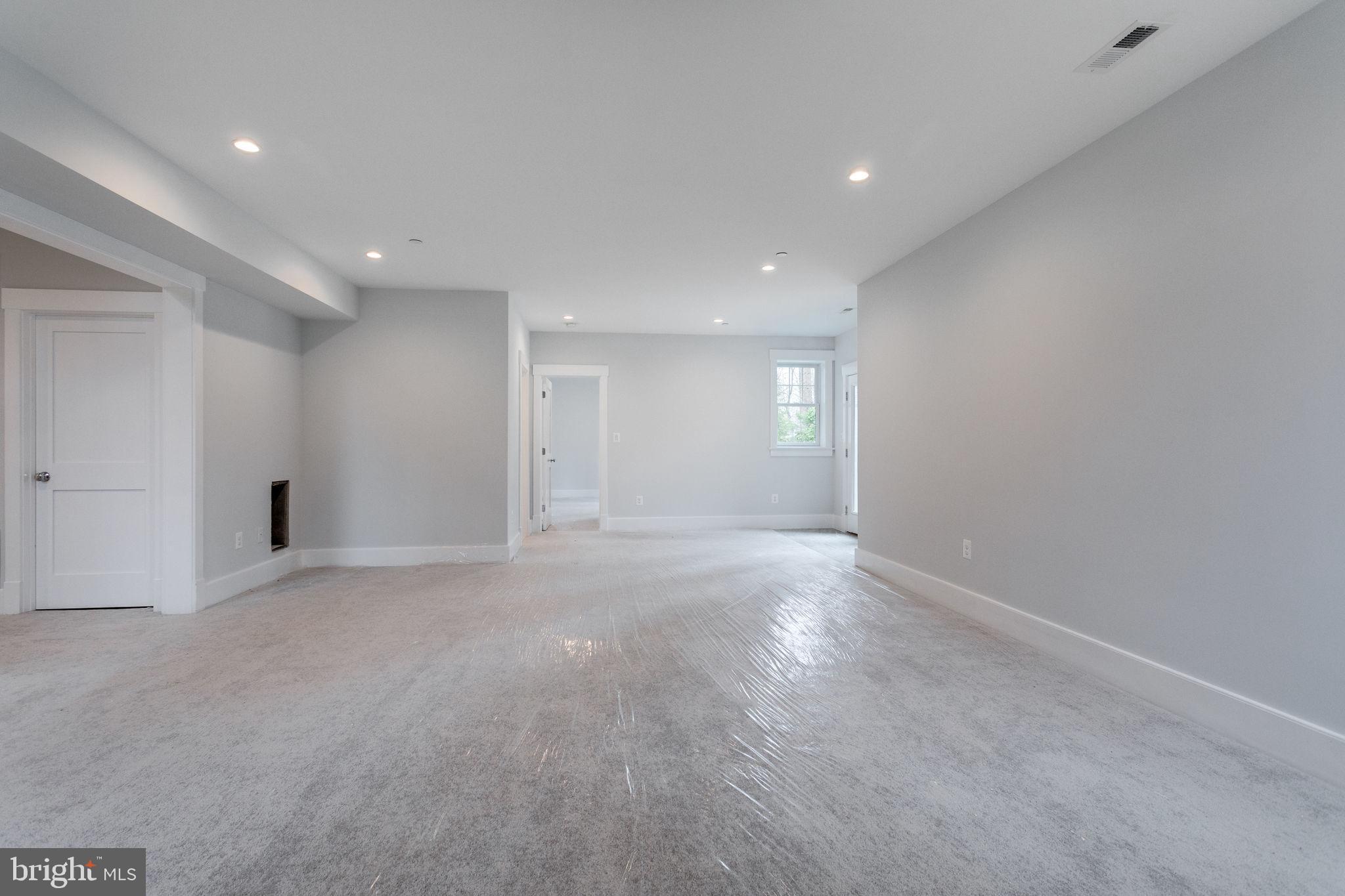 CHARRED OAK ESTATES - Residential