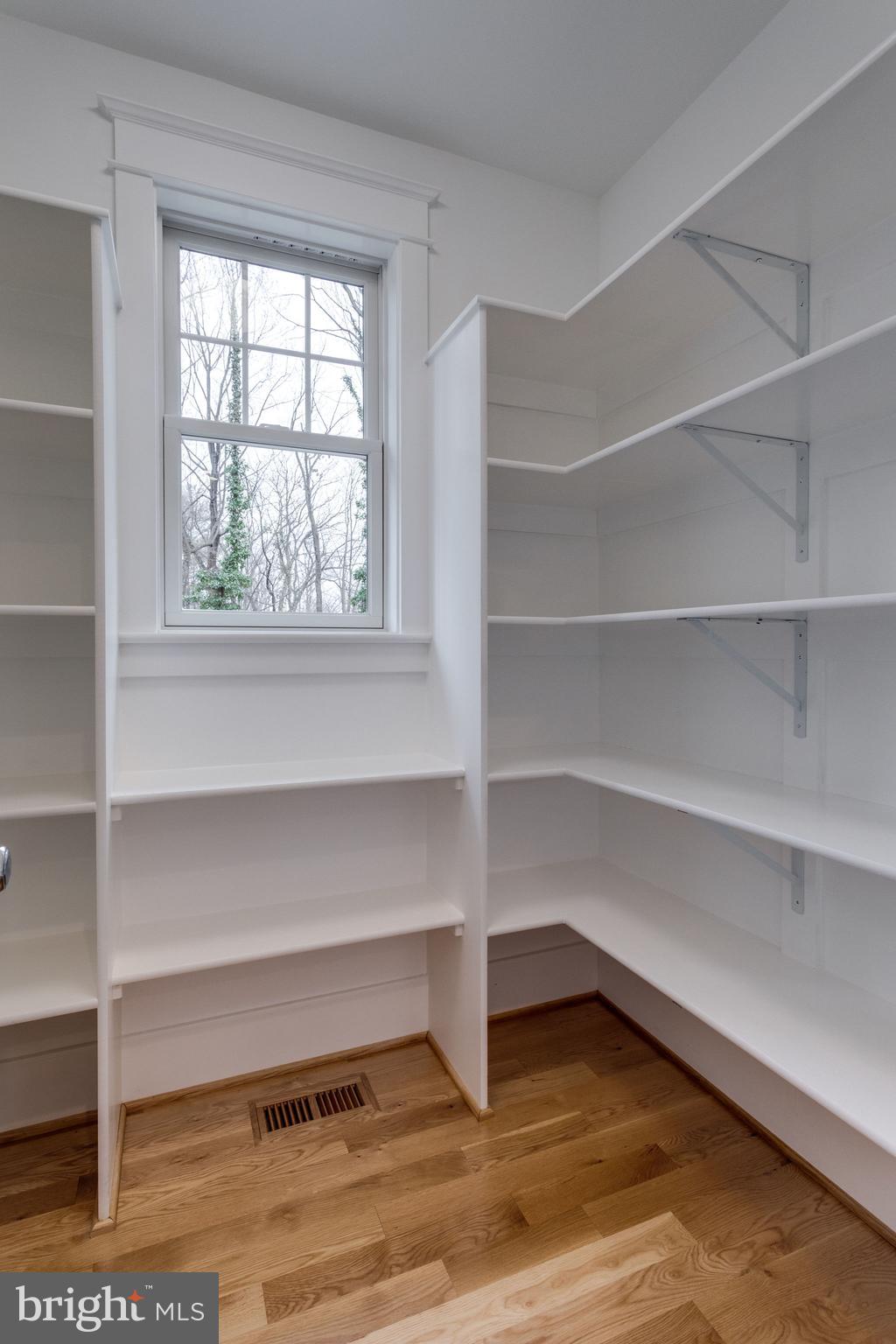 CHARRED OAK ESTATES - Residential