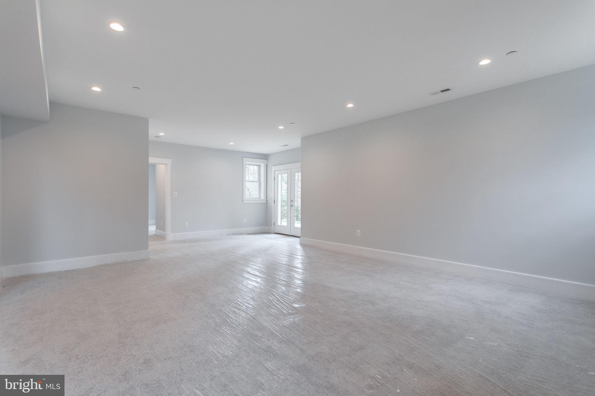 CHARRED OAK ESTATES - Residential