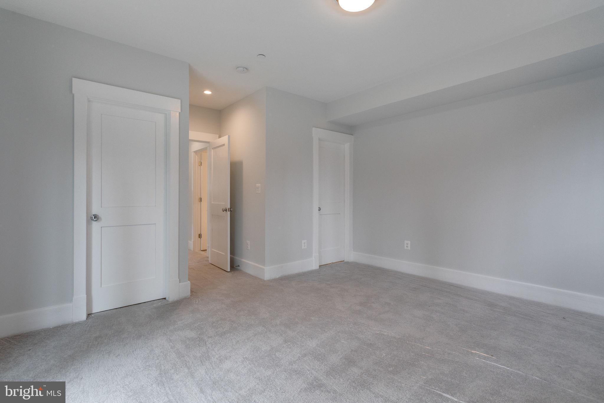 CHARRED OAK ESTATES - Residential