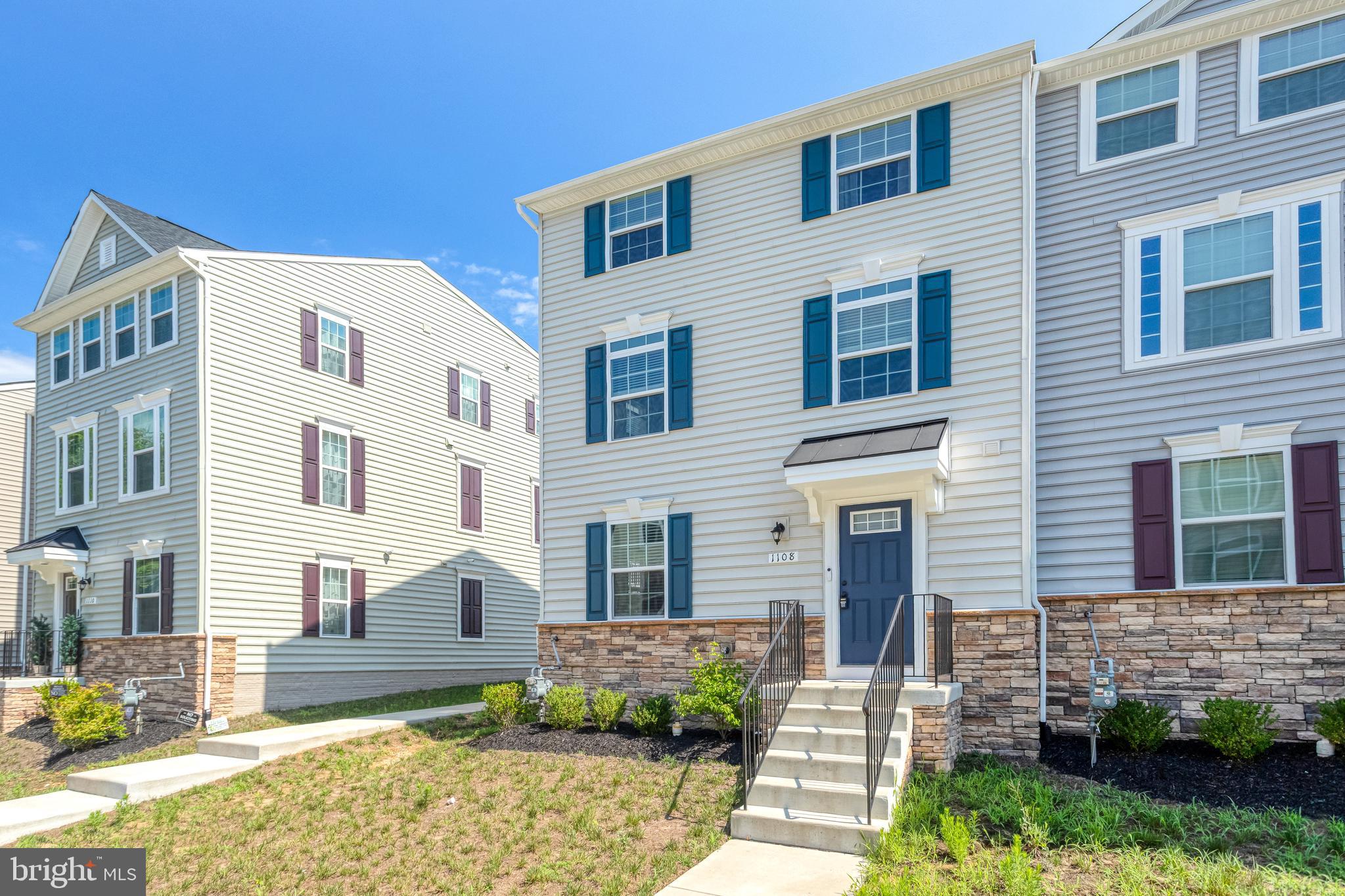 1108 DOVETAIL CIRCLE