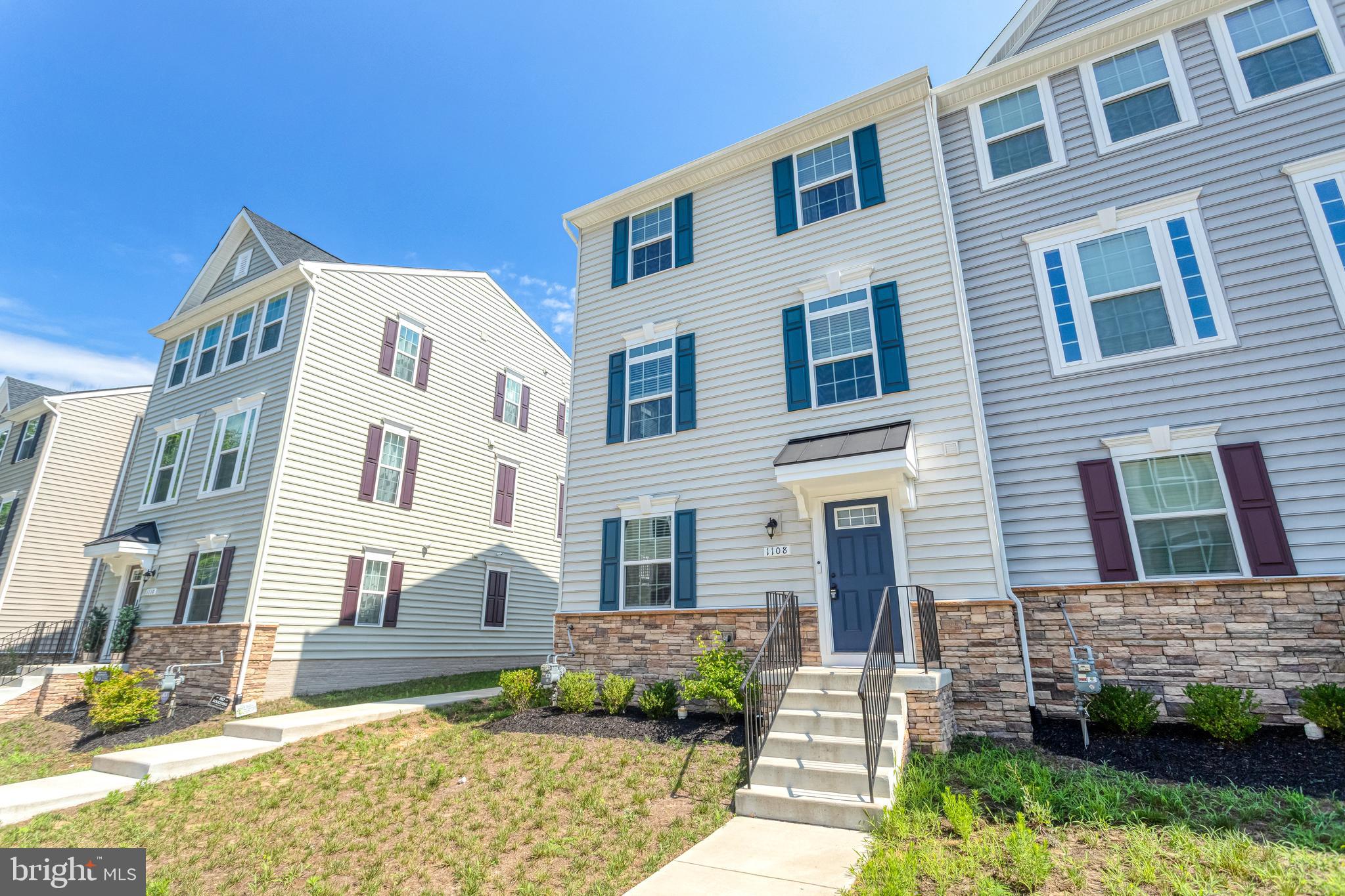 1108 DOVETAIL CIRCLE