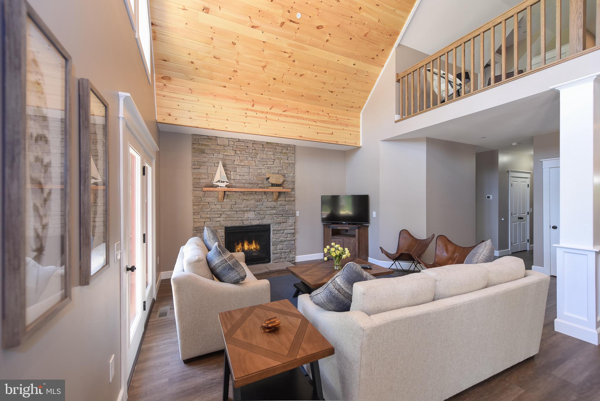 LODESTONE SUB - Residential