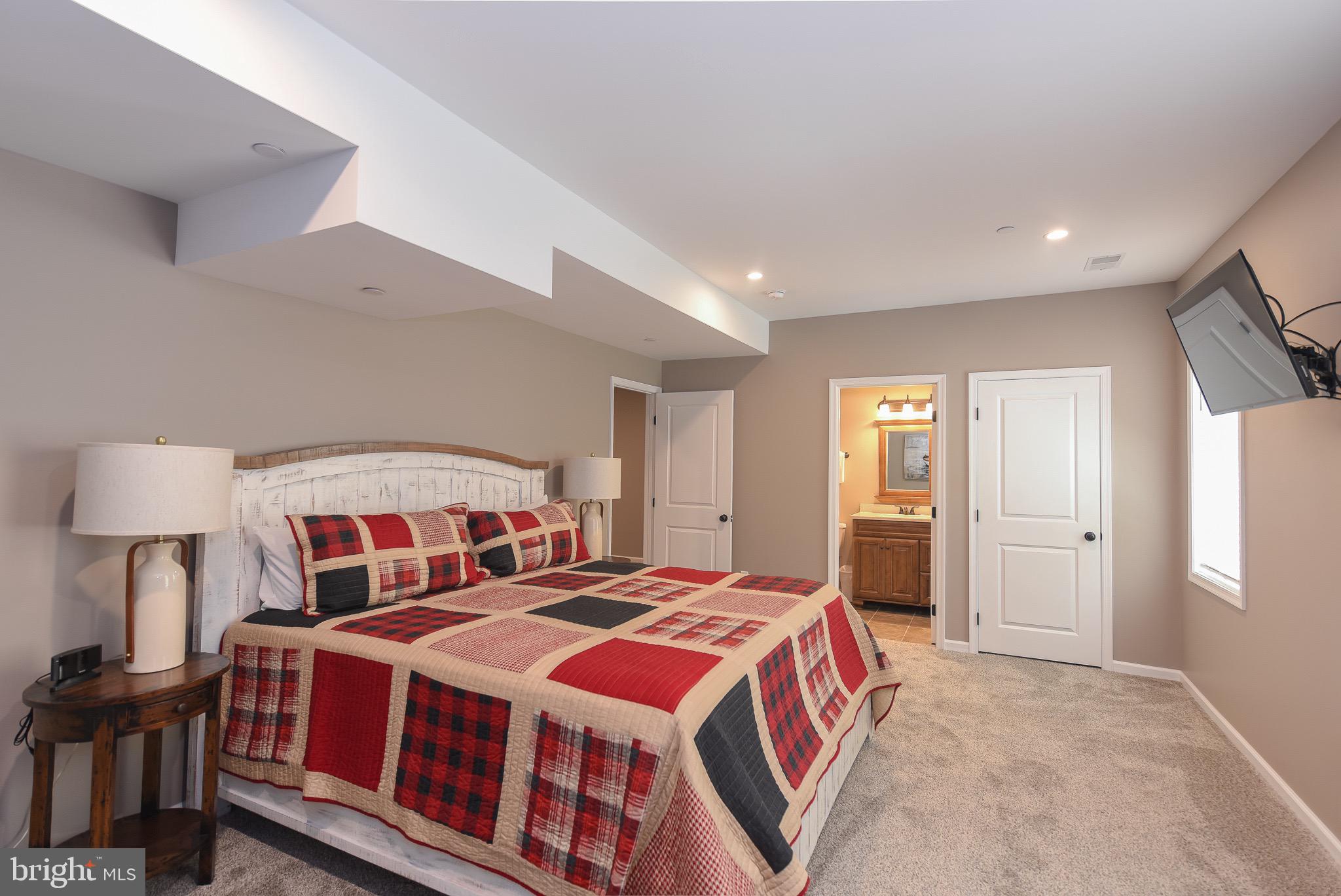 LODESTONE SUB - Residential