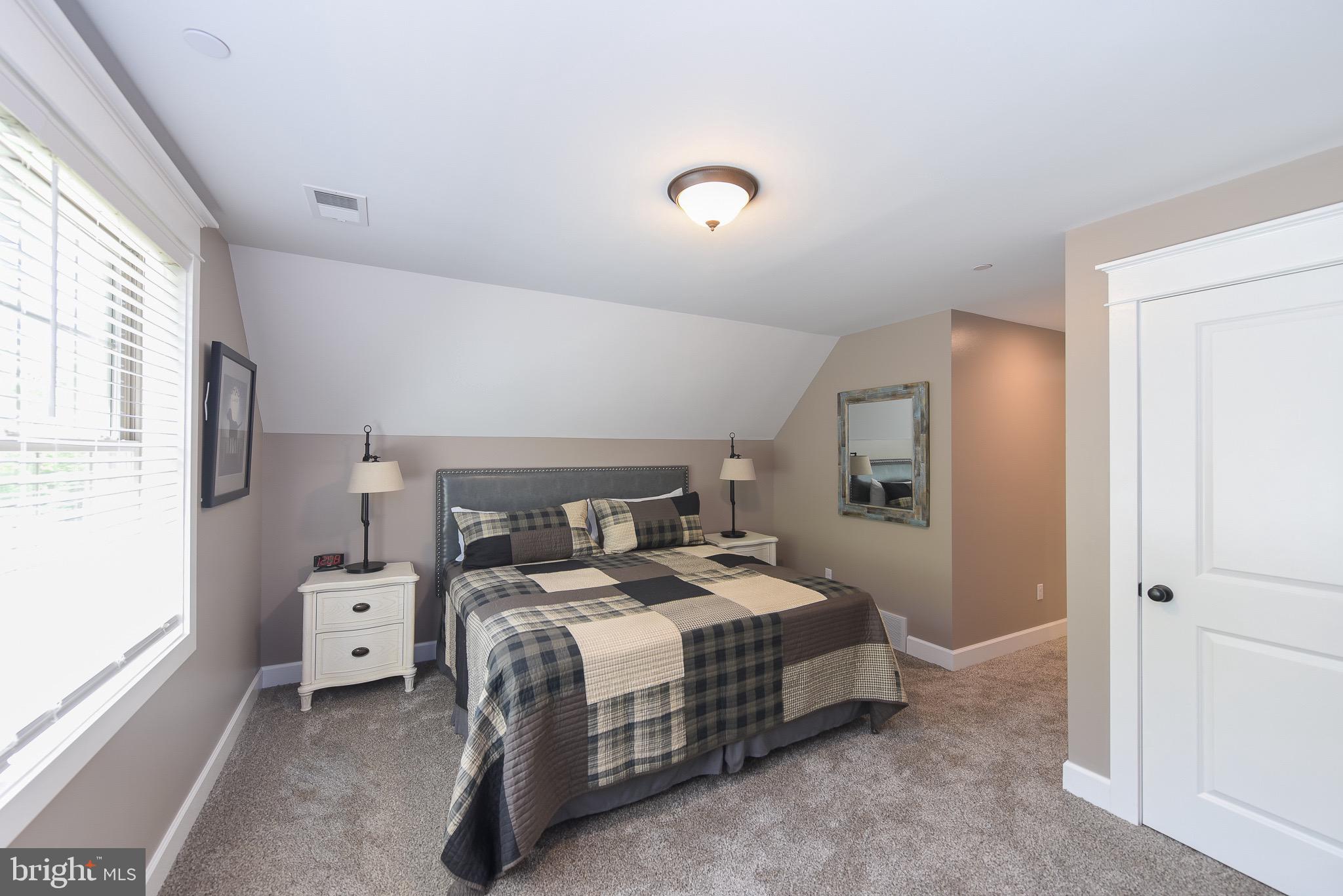 LODESTONE SUB - Residential