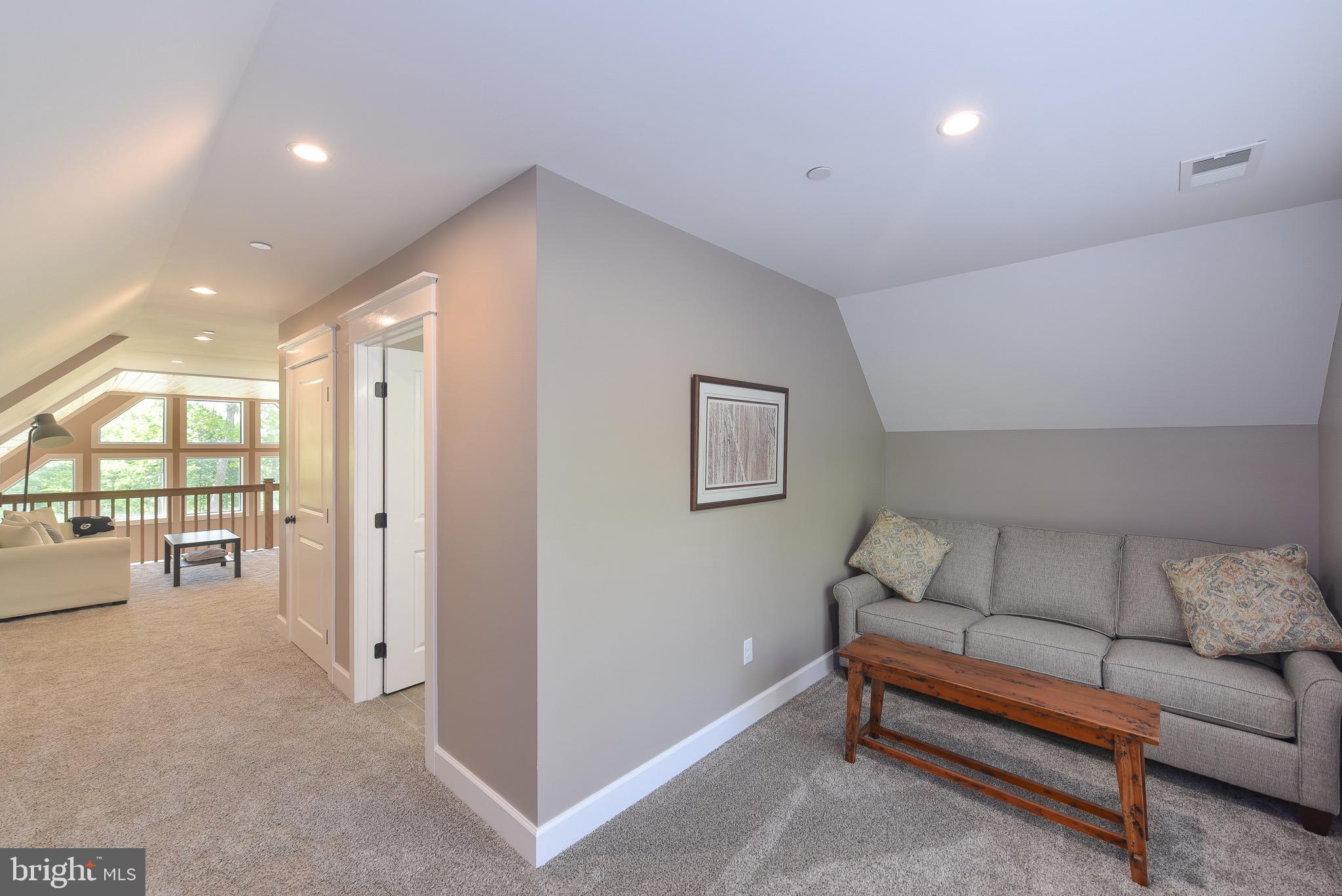 LODESTONE SUB - Residential