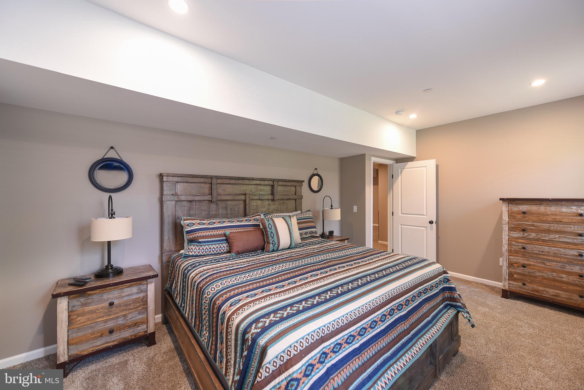 LODESTONE SUB - Residential