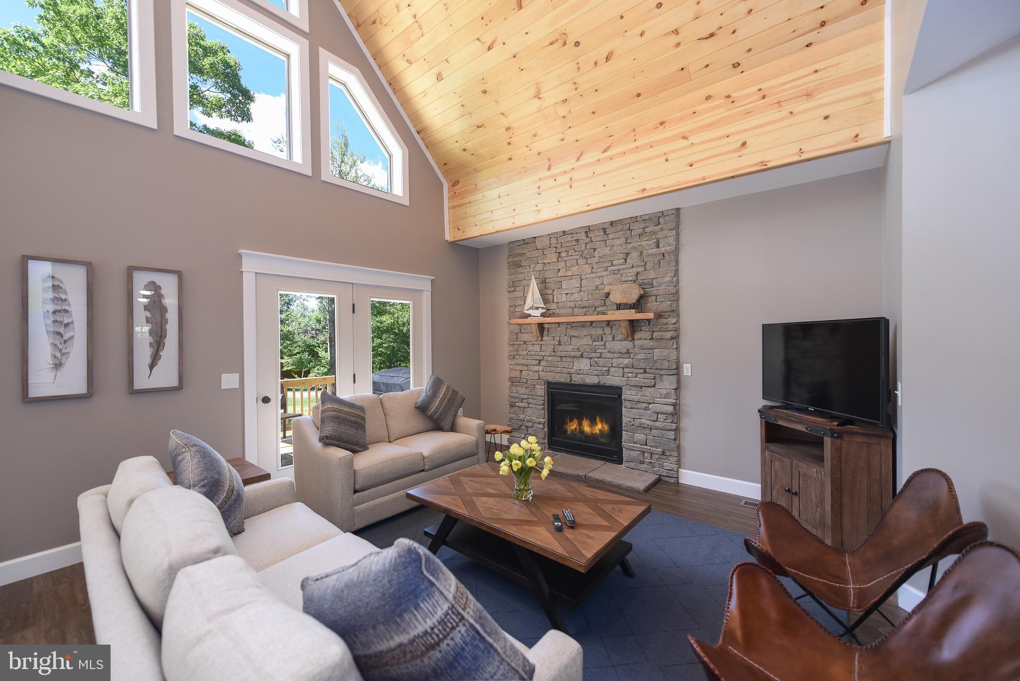 LODESTONE SUB - Residential