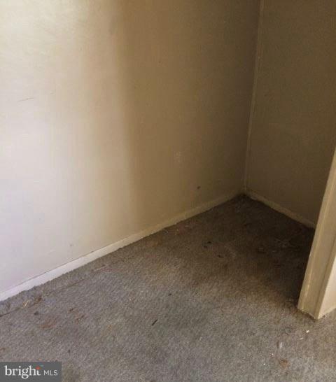 RIVERVIEW - Residential