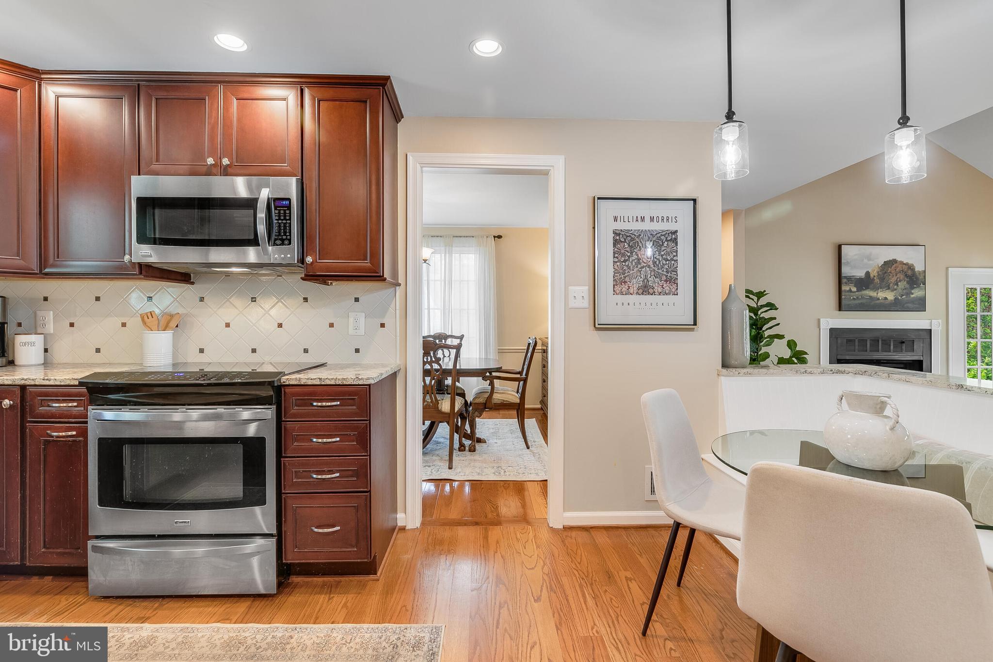 FAIR OAKS ESTATES - Residential