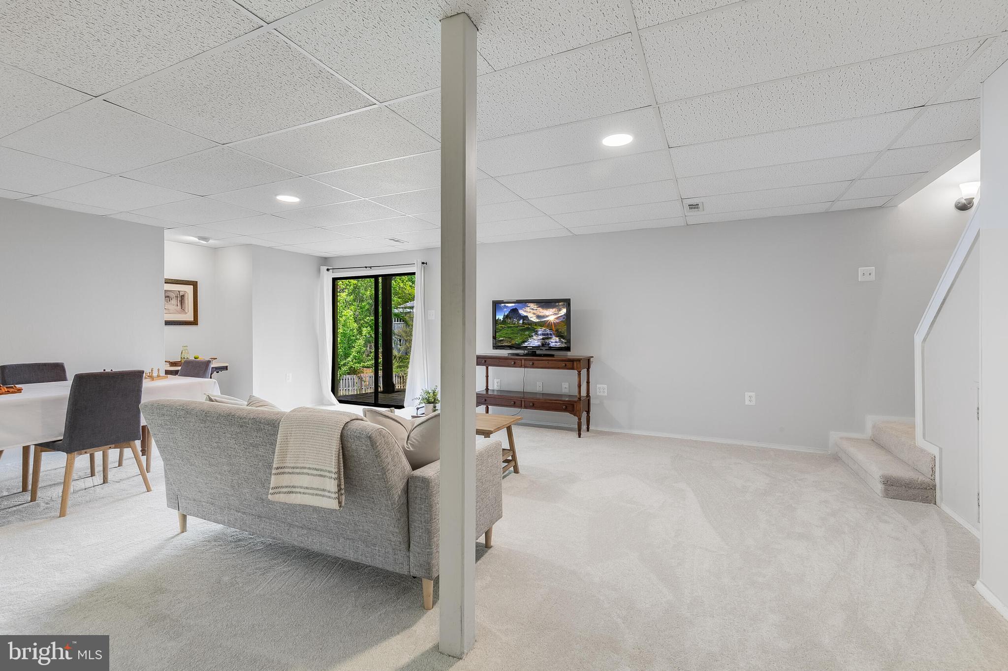 FAIR OAKS ESTATES - Residential