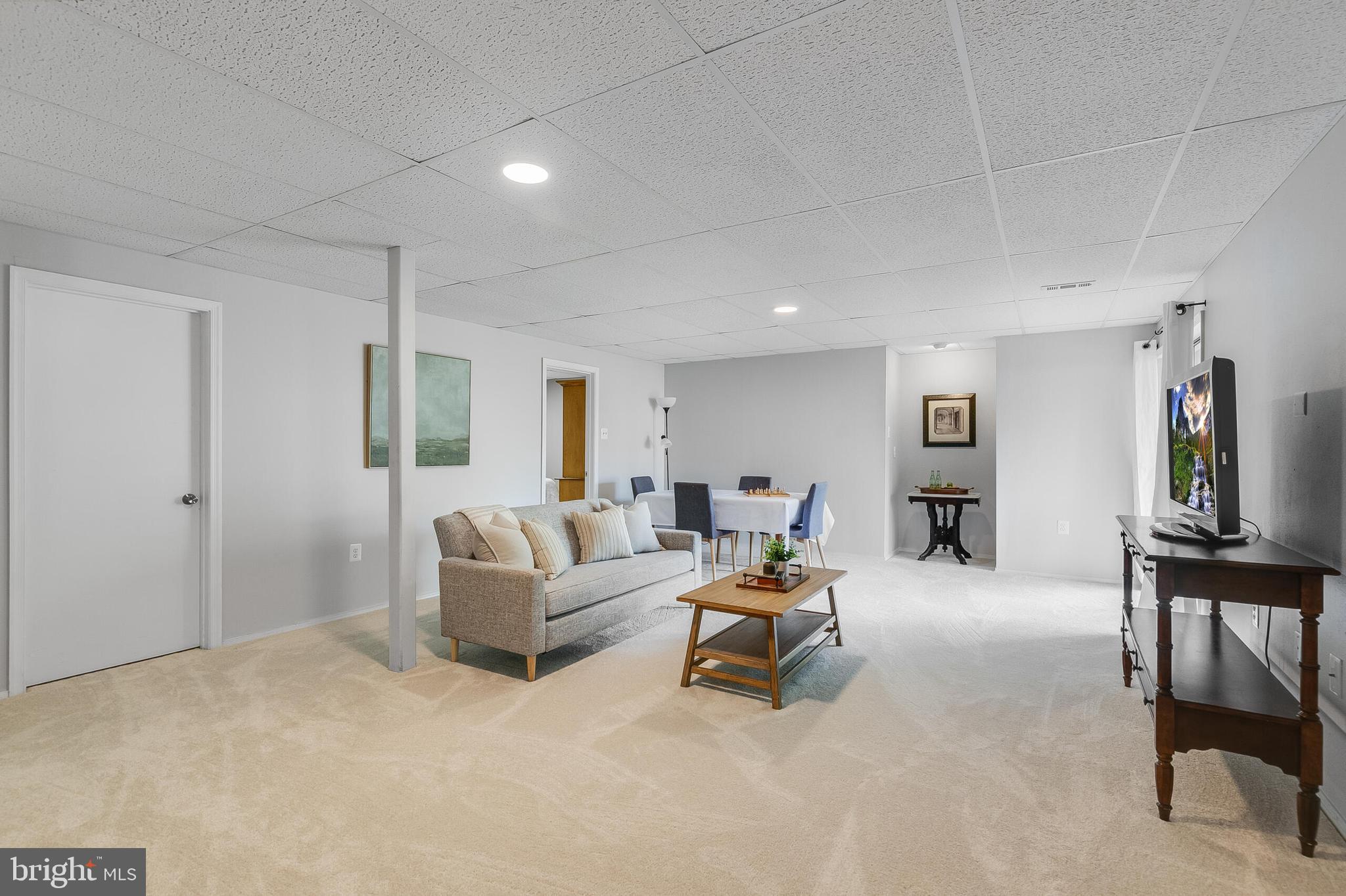 FAIR OAKS ESTATES - Residential