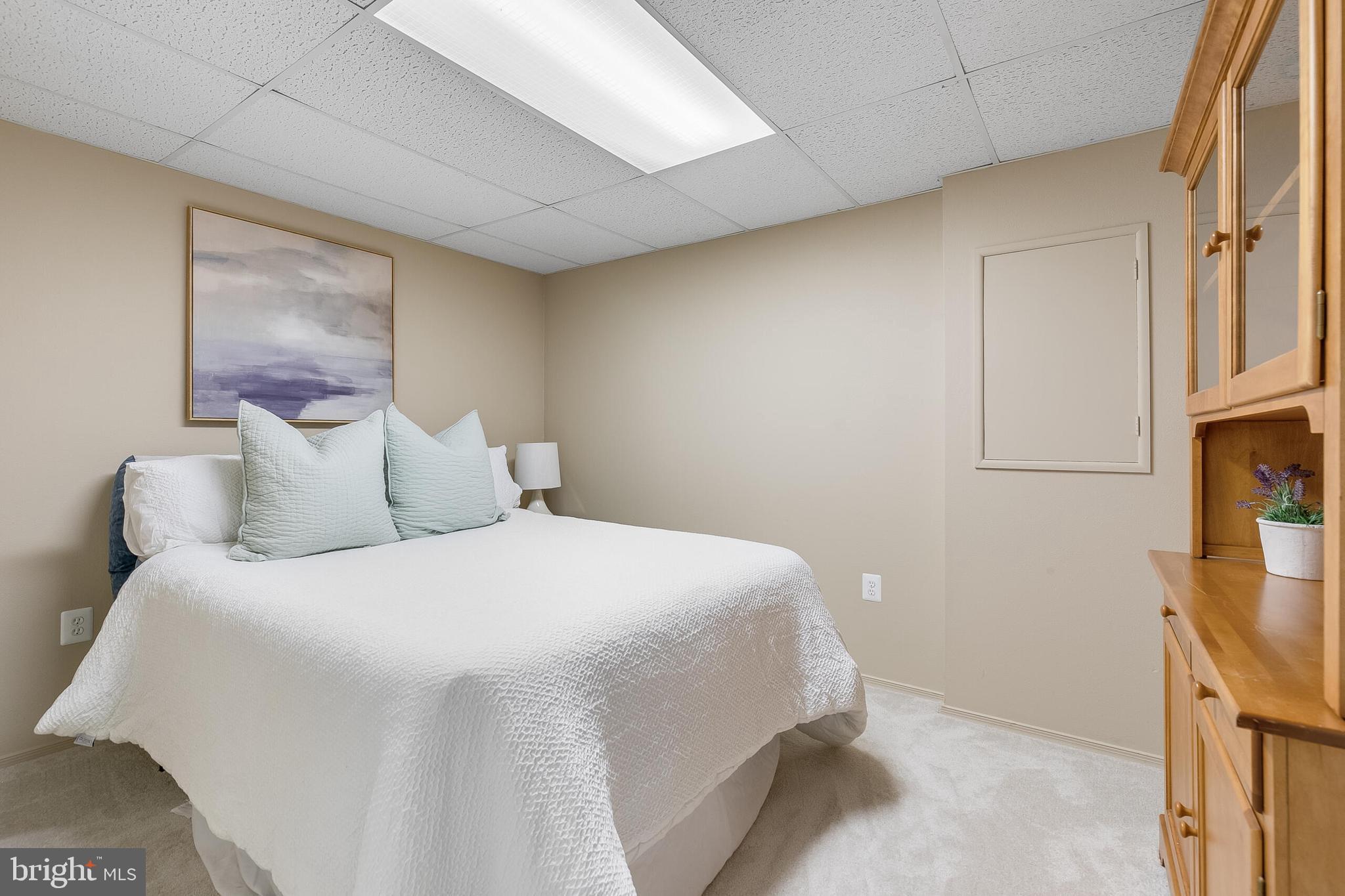 FAIR OAKS ESTATES - Residential