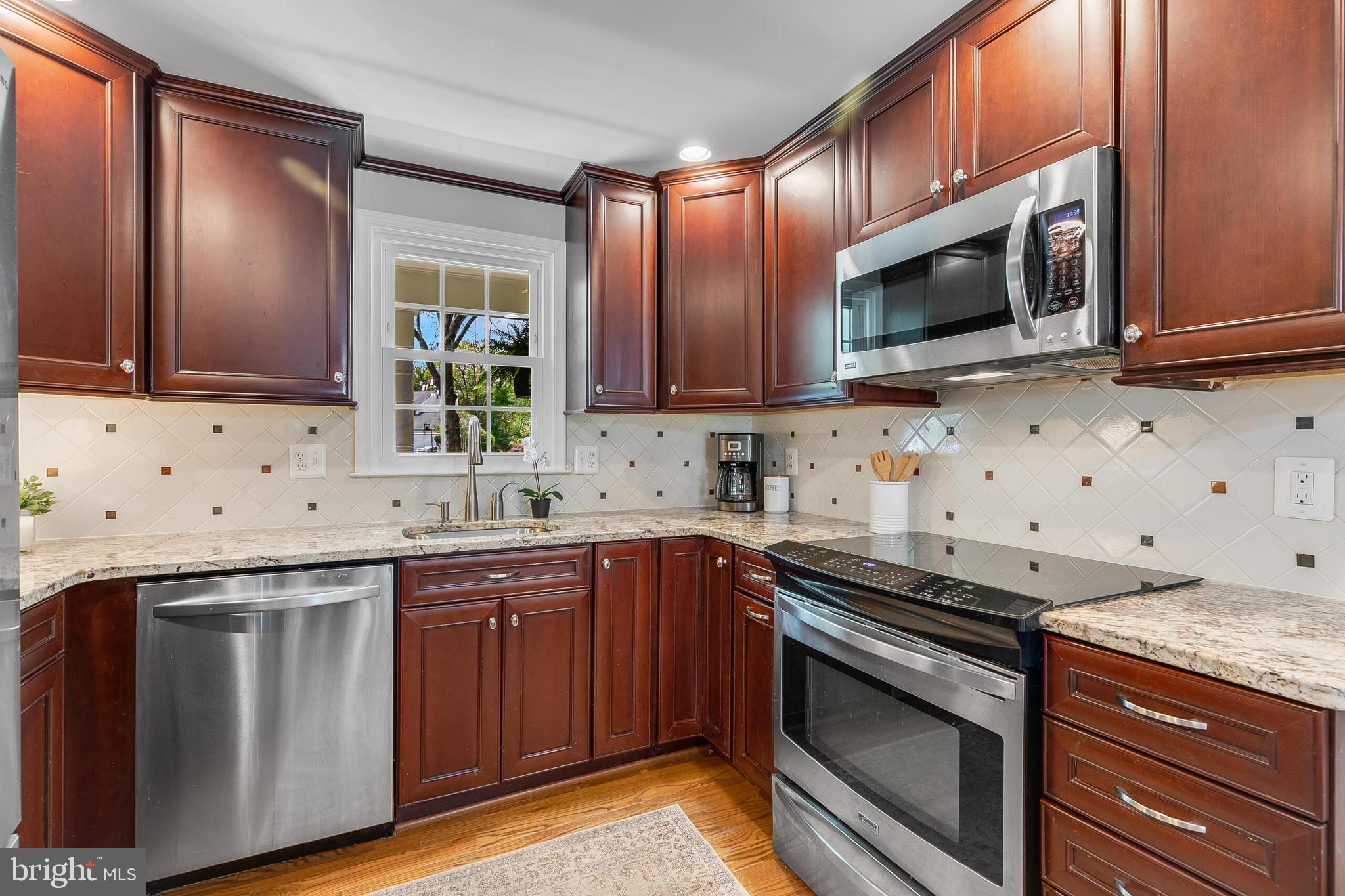 FAIR OAKS ESTATES - Residential