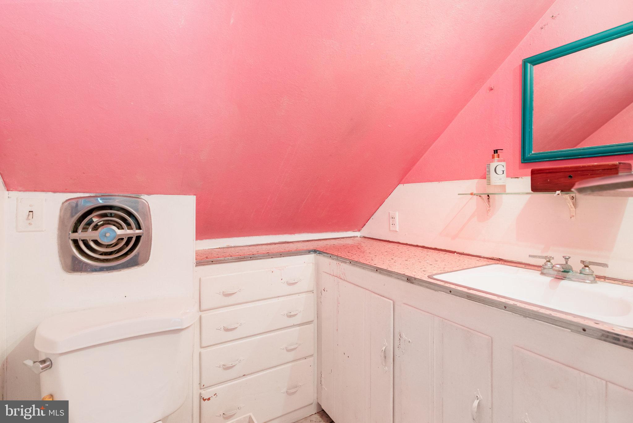 MIDDLETOWN - Residential Income