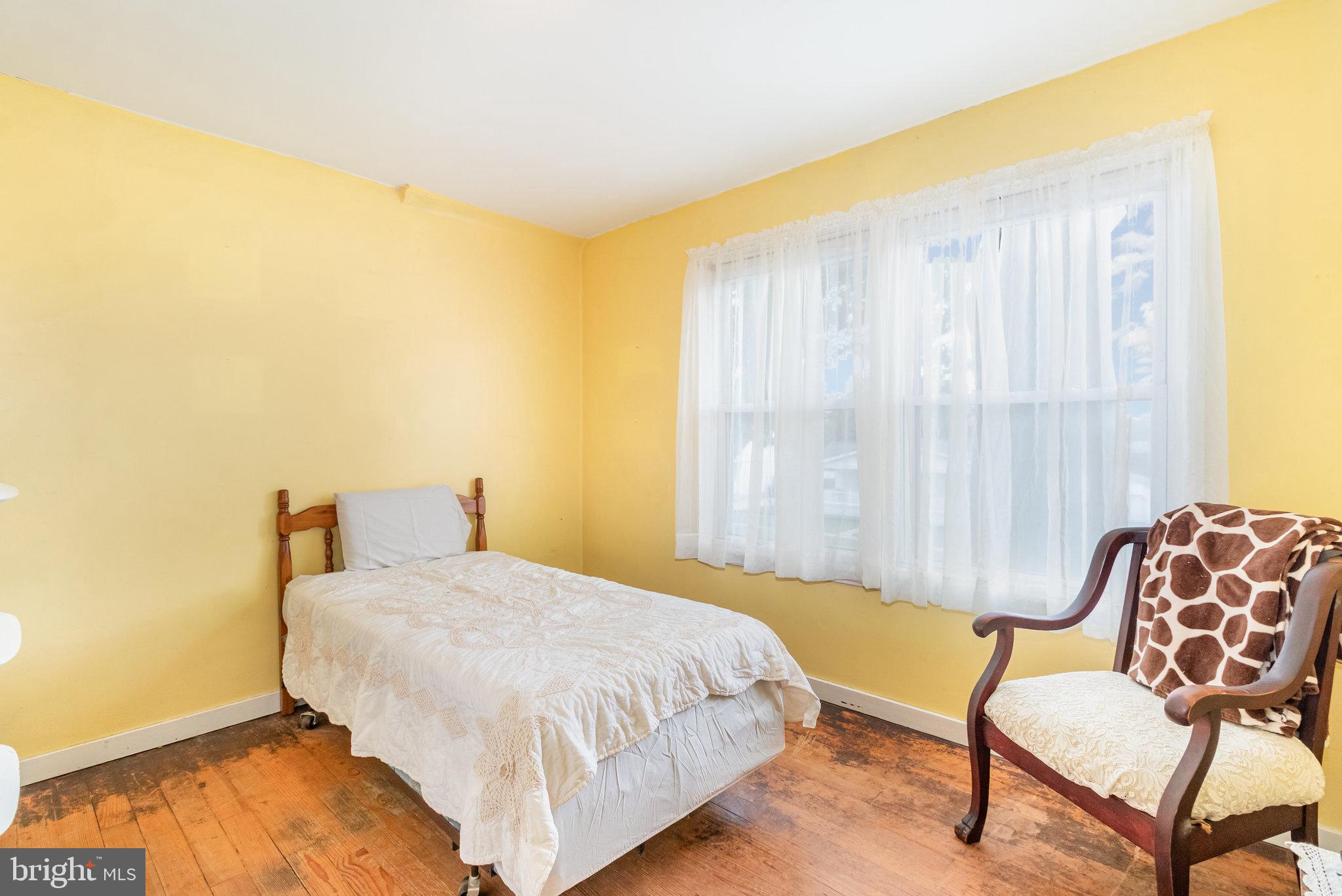 MIDDLETOWN - Residential Income