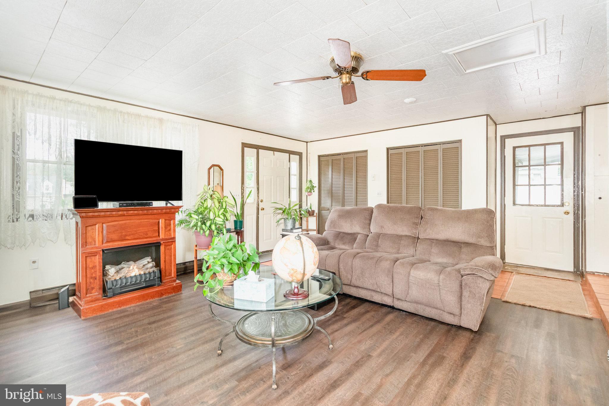 MIDDLETOWN - Residential Income