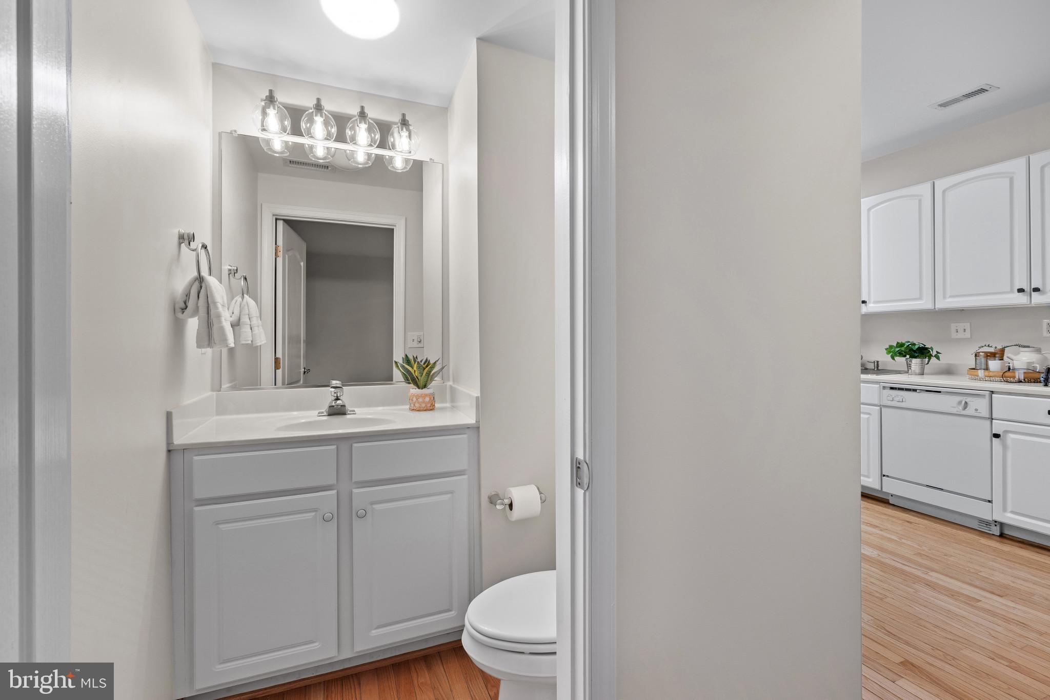 CHESAPEAKE HARBOUR - Residential