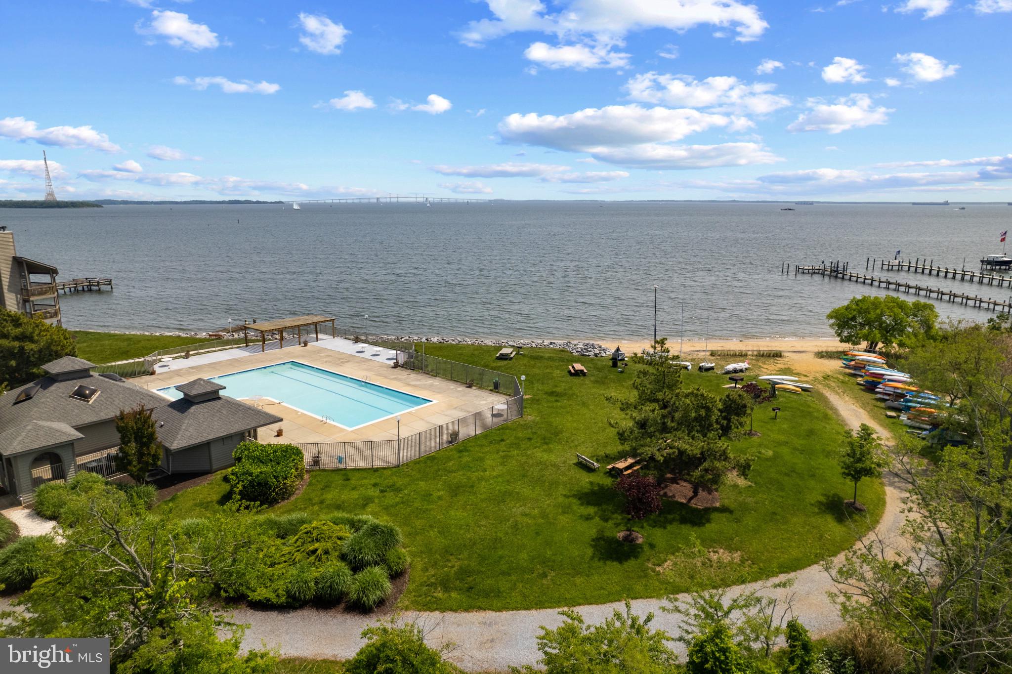 CHESAPEAKE HARBOUR - Residential