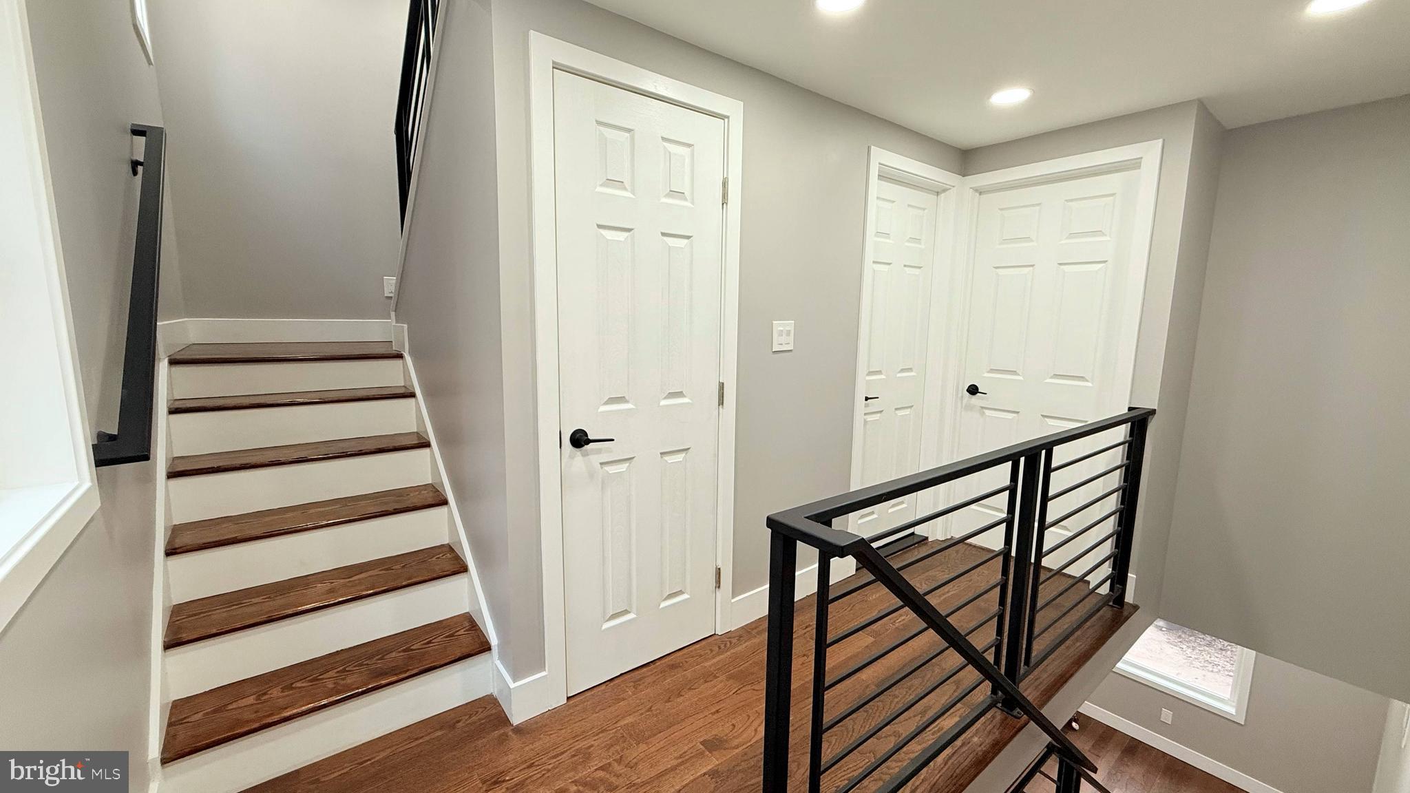 ITALIAN MARKET - Residential