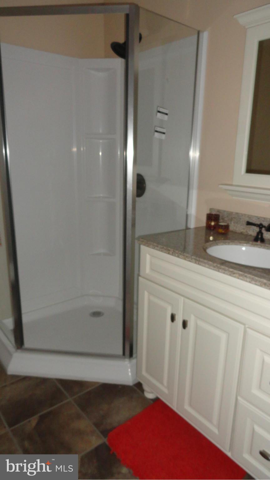 SHEN FARMS RIVERVIEW - Residential